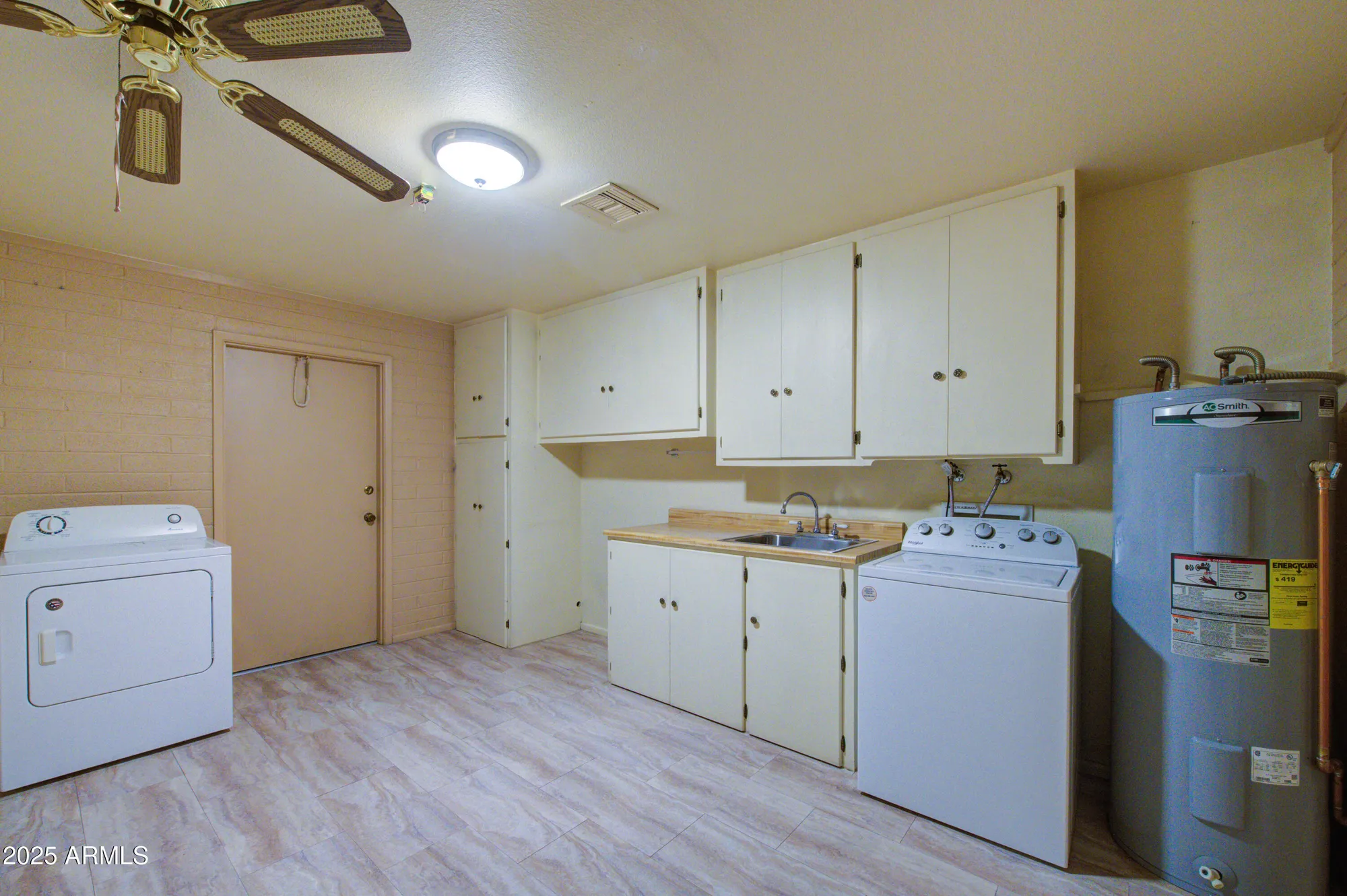 Property Slideshow image 30 of 39 | 6328 e dallas st, Mesa, AZ, 85205