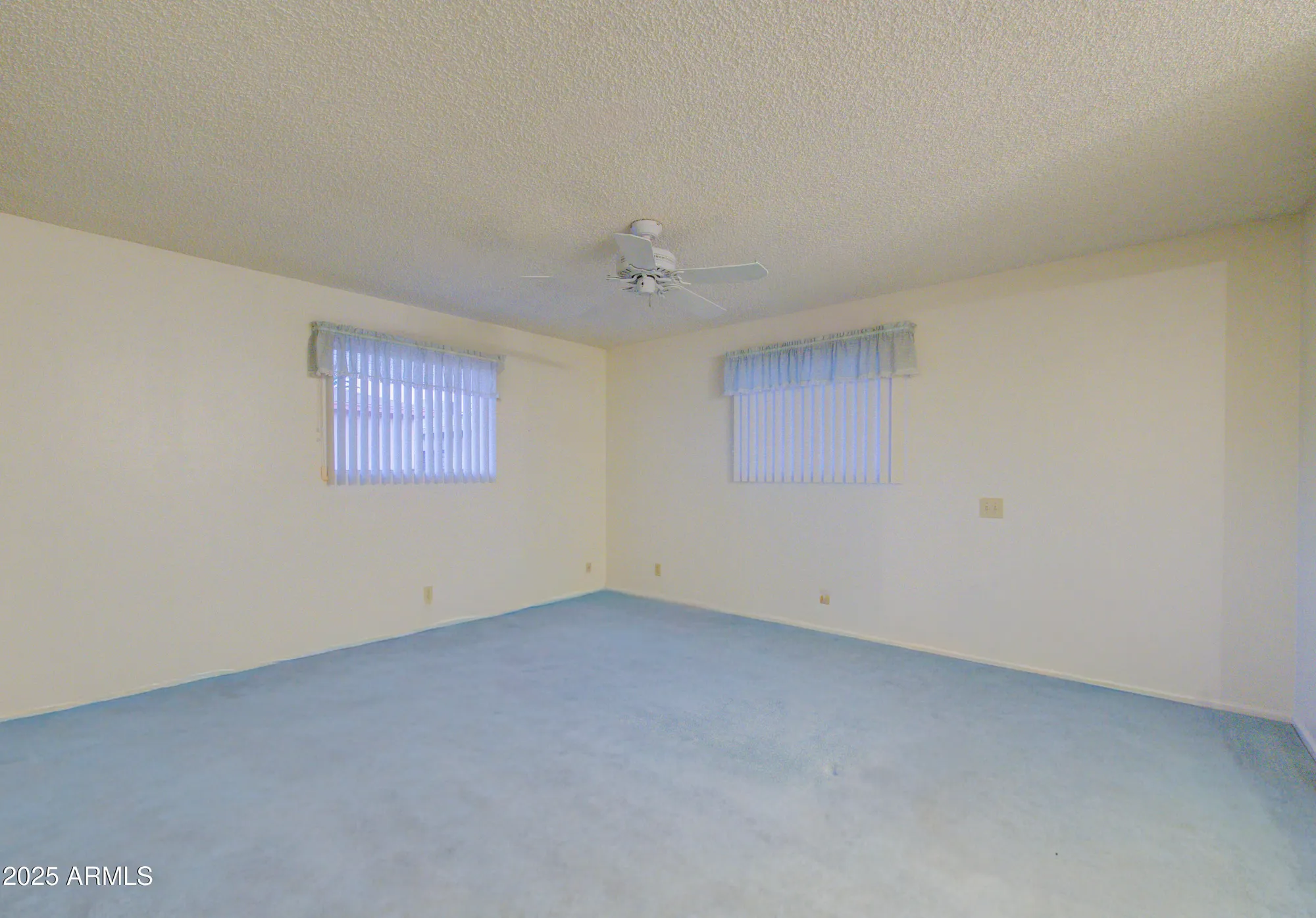 Property Slideshow image 16 of 39 | 6328 e dallas st, Mesa, AZ, 85205