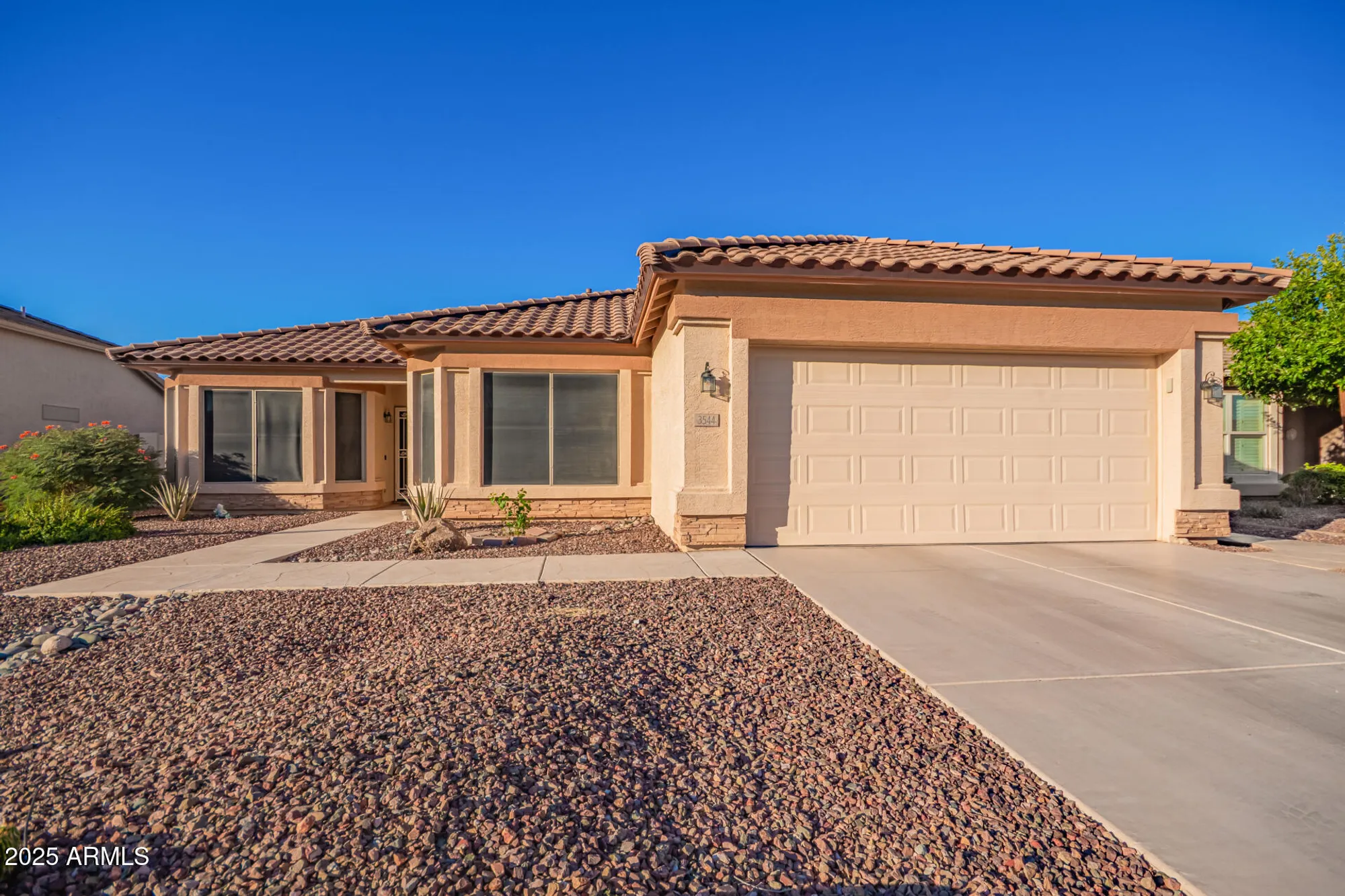 Property Slideshow image 1 of 36 | 3544 e county down dr, Chandler, AZ, 85249