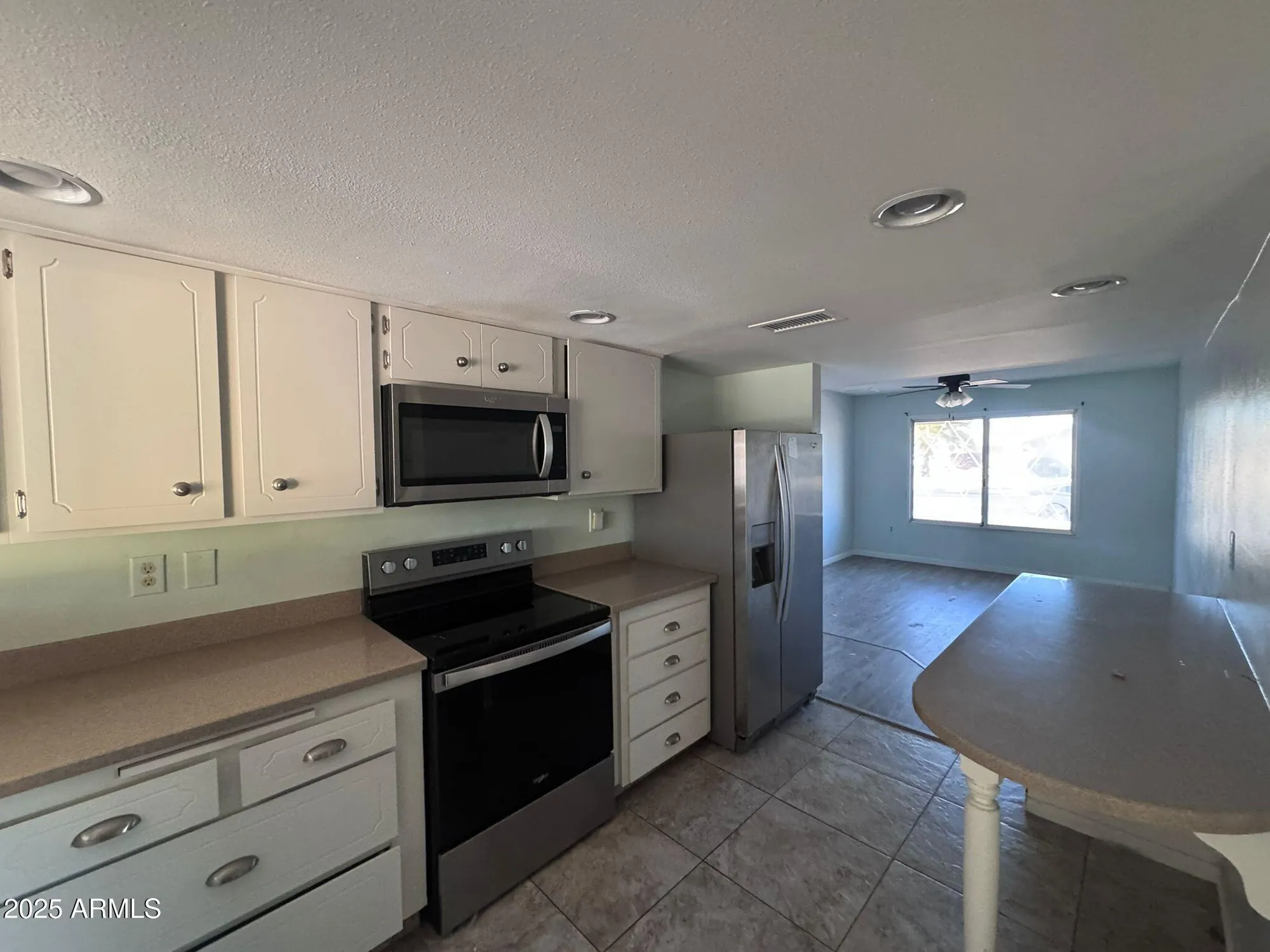 Property Slideshow image 4 of 70 | 13247 w beardsley rd, Sun City West, AZ, 85375