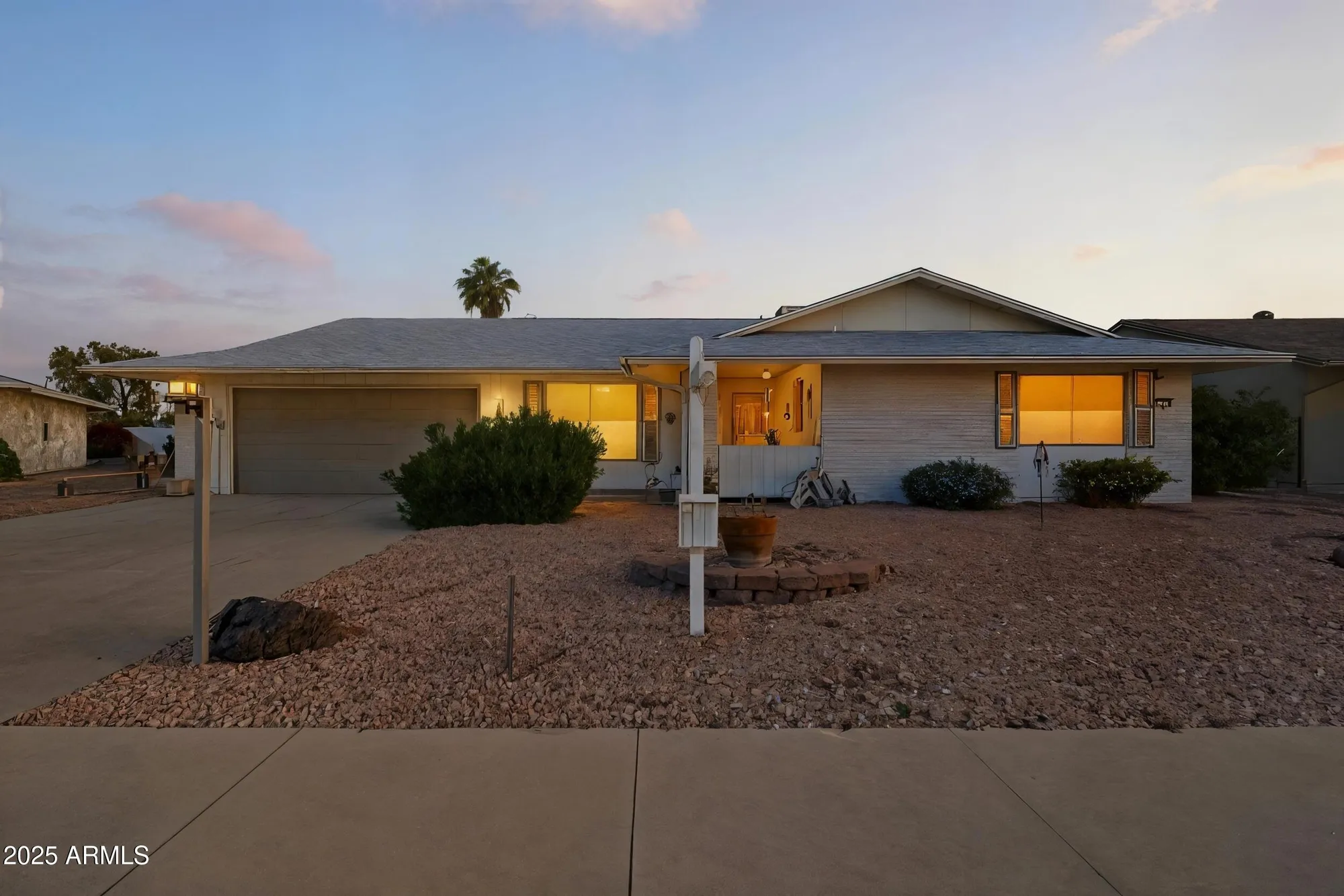 Property Slideshow image 1 of 28 | 10918 w manzanita dr, Sun City, AZ, 85373