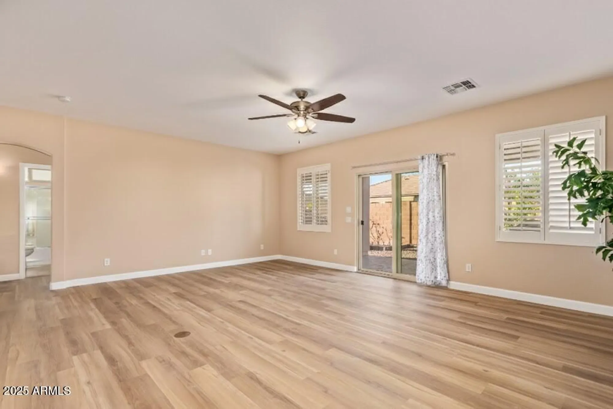 Property Slideshow image 5 of 36 | 3544 e county down dr, Chandler, AZ, 85249