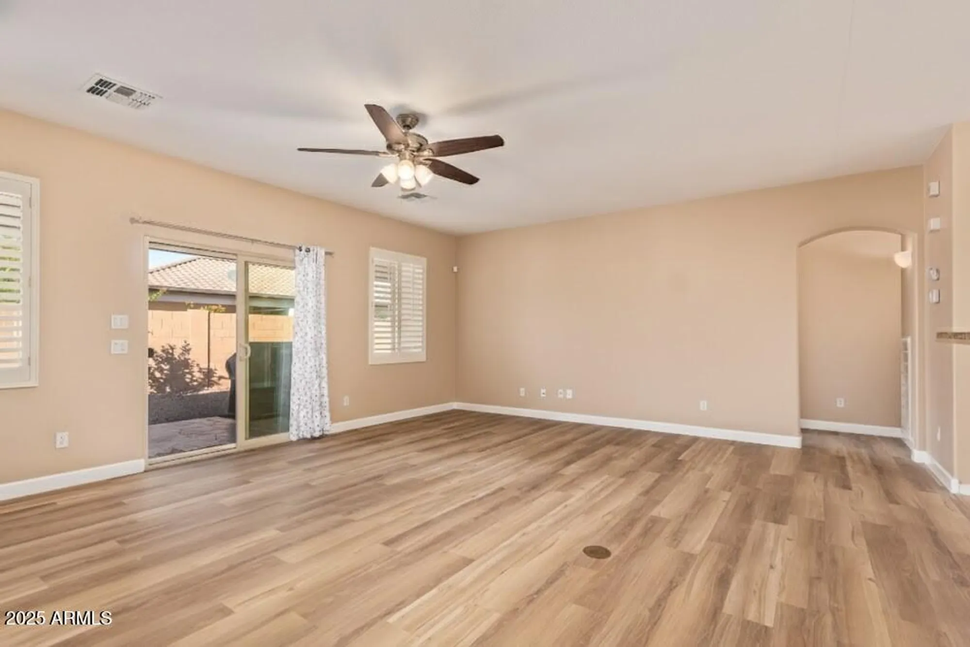 Property Slideshow image 6 of 36 | 3544 e county down dr, Chandler, AZ, 85249