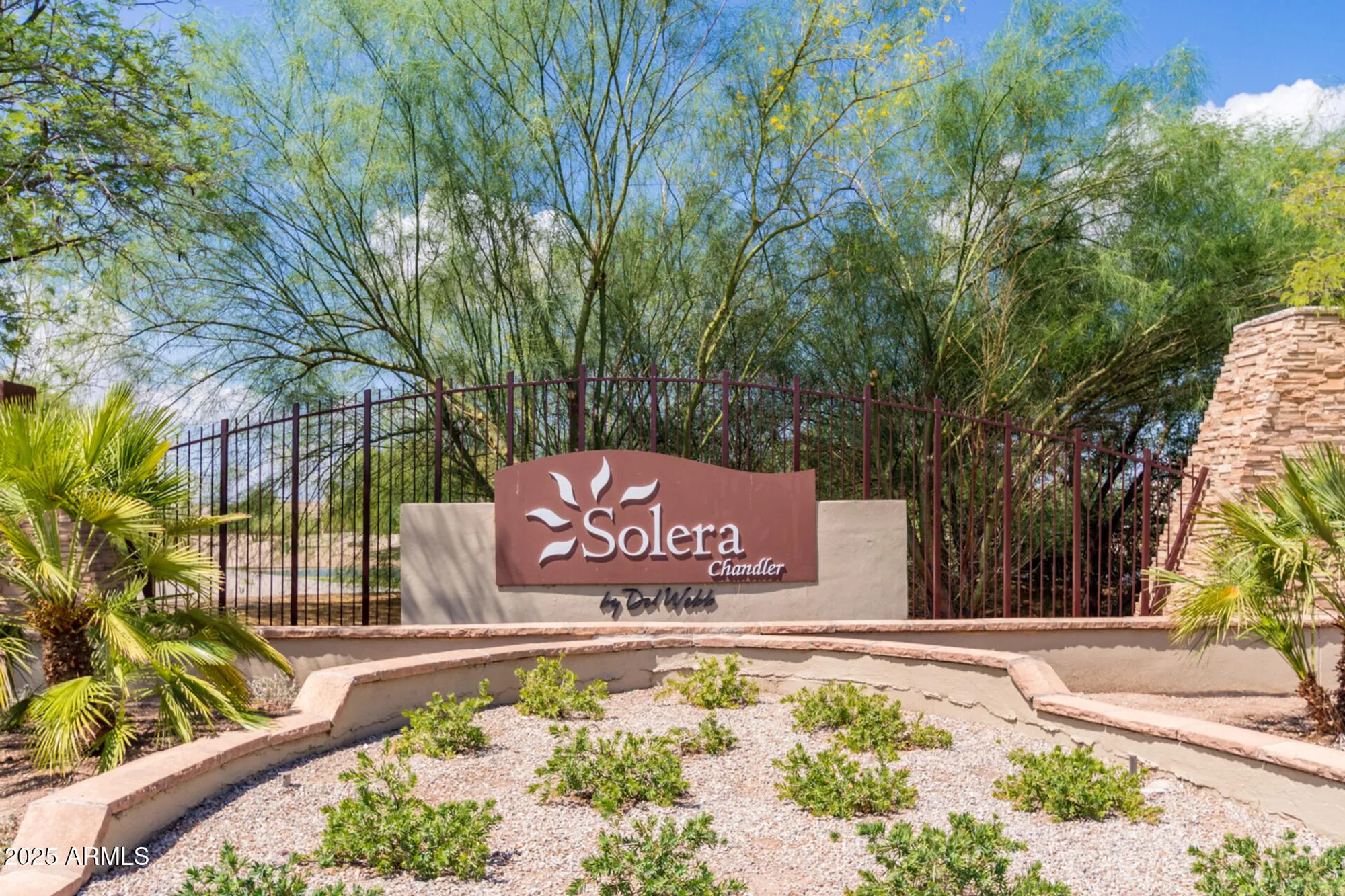 Property Slideshow image 29 of 36 | 3544 e county down dr, Chandler, AZ, 85249
