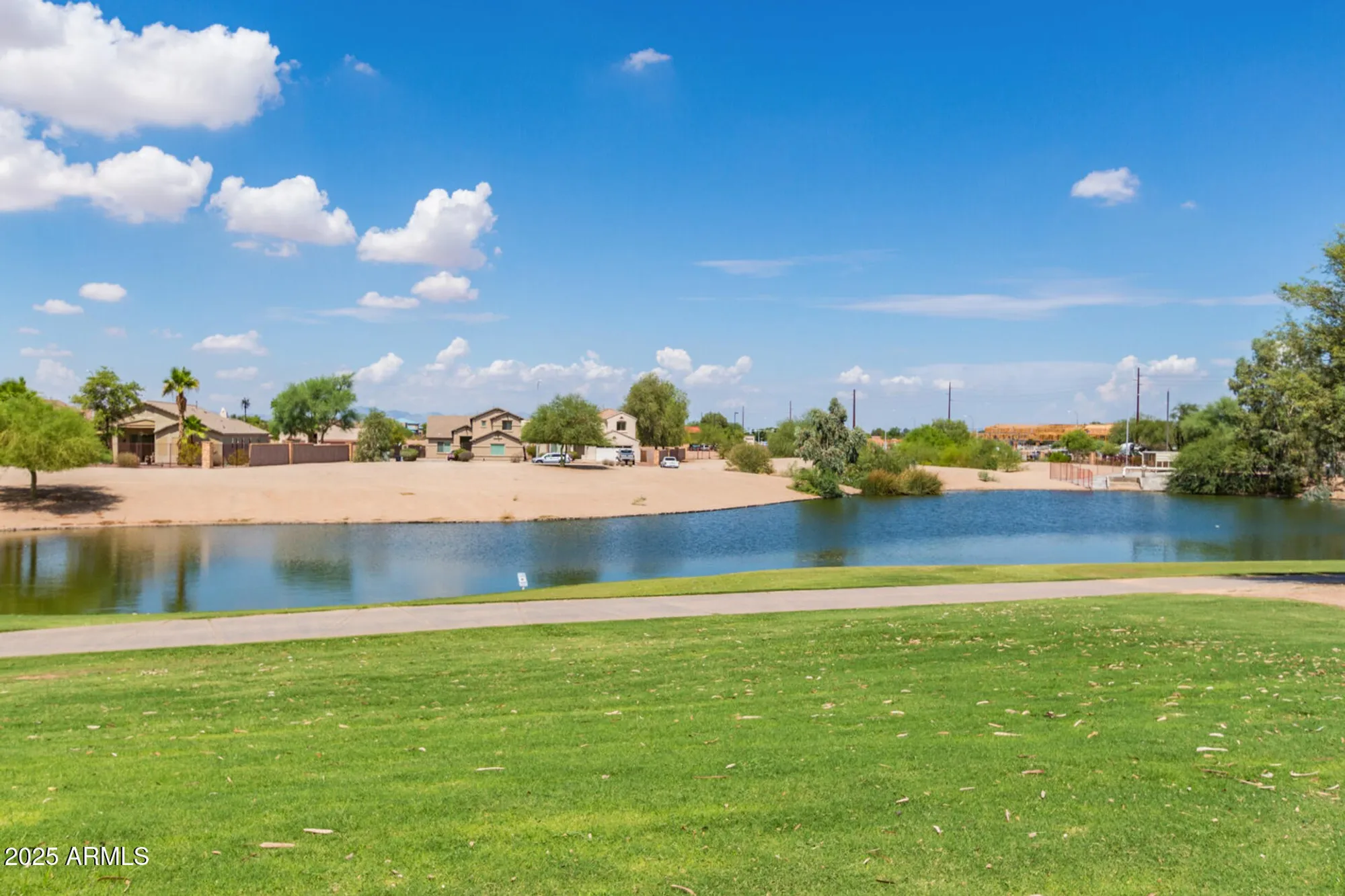 Property Slideshow image 30 of 36 | 3544 e county down dr, Chandler, AZ, 85249