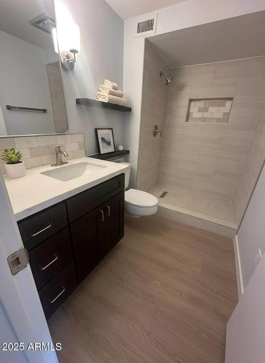 Property Slideshow image 5 of 23 | 13018 n 99th dr, Sun City, AZ, 85351