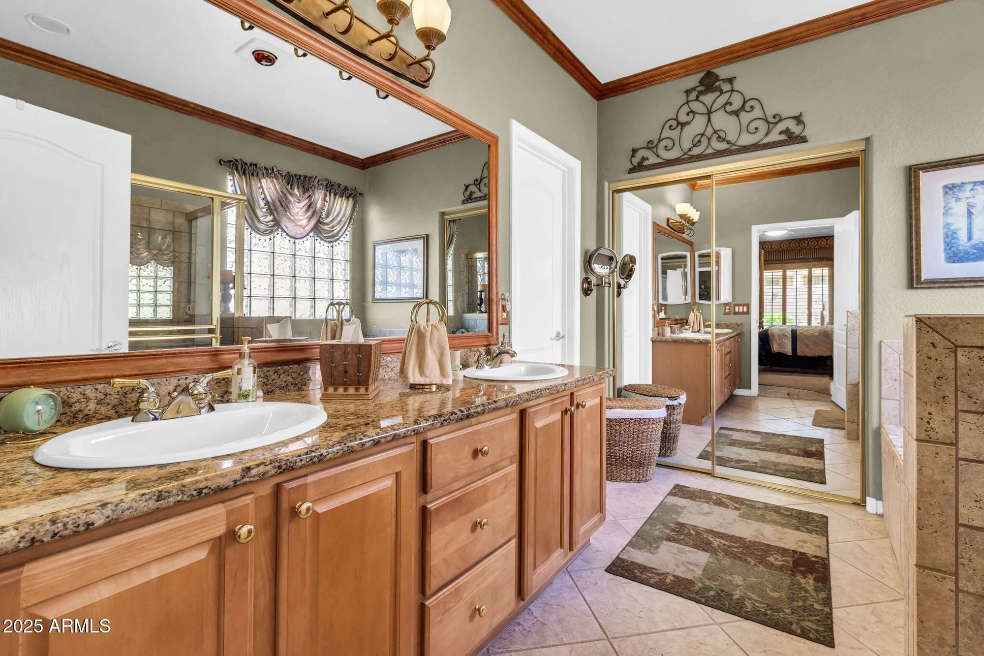 Property Slideshow image 21 of 39 | 6959 s rincon dr, Chandler, AZ, 85249