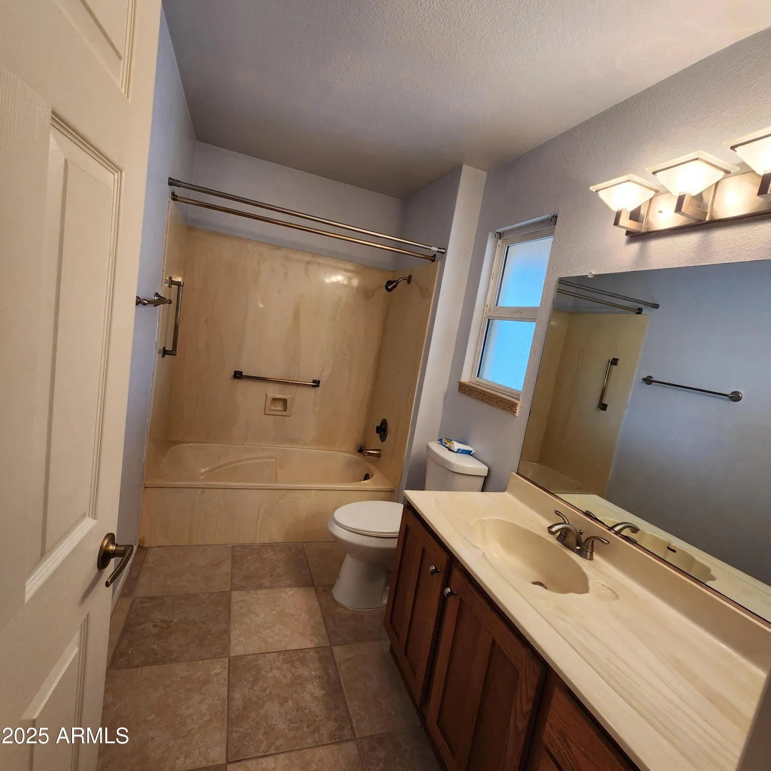 Property Slideshow image 11 of 22 | 12826 w crystal lake dr, Sun City West, AZ, 85375