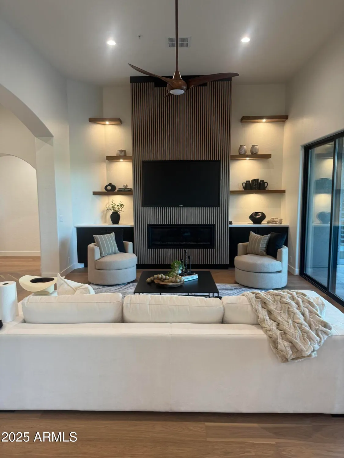 Property Slideshow image 3 of 16 | 6109 e brilliant sky dr, Scottsdale, AZ, 85266