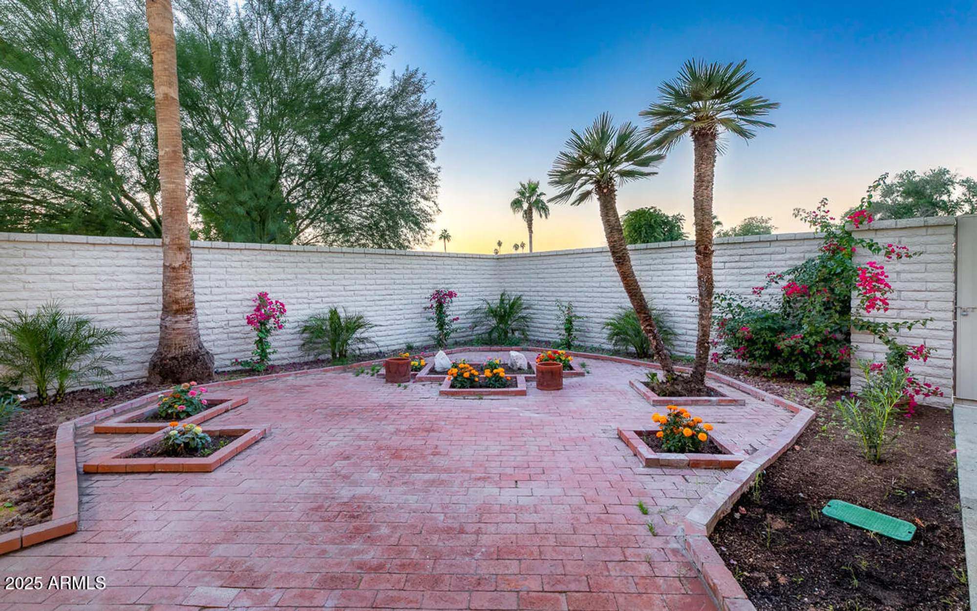 Property Slideshow image 44 of 45 | 13857 n 108th dr, Sun City, AZ, 85351