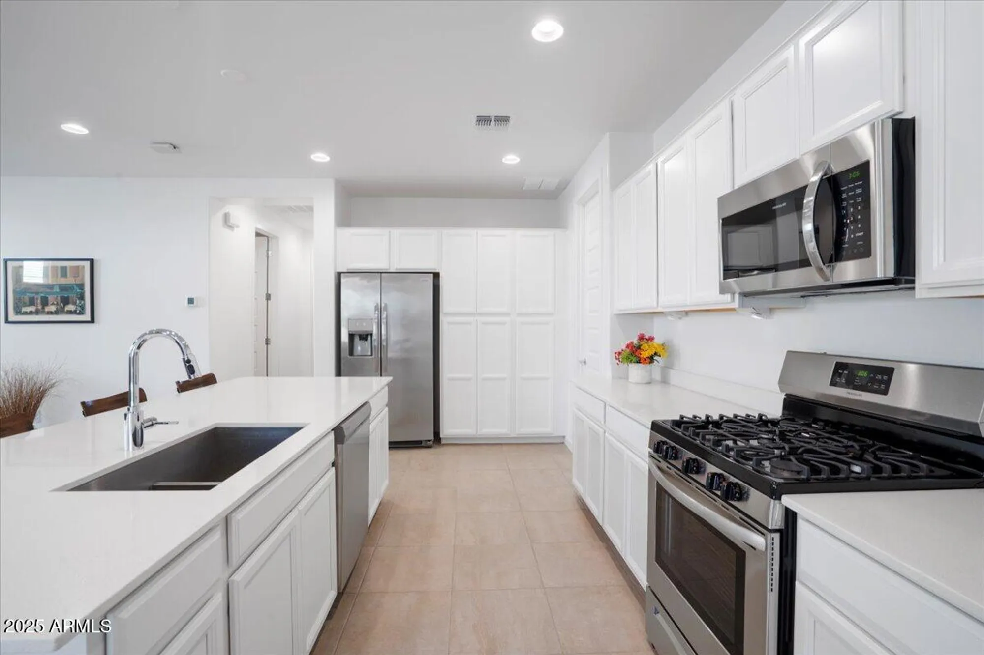 Property Slideshow image 16 of 40 | 25000 n 172nd dr, Surprise, AZ, 85387