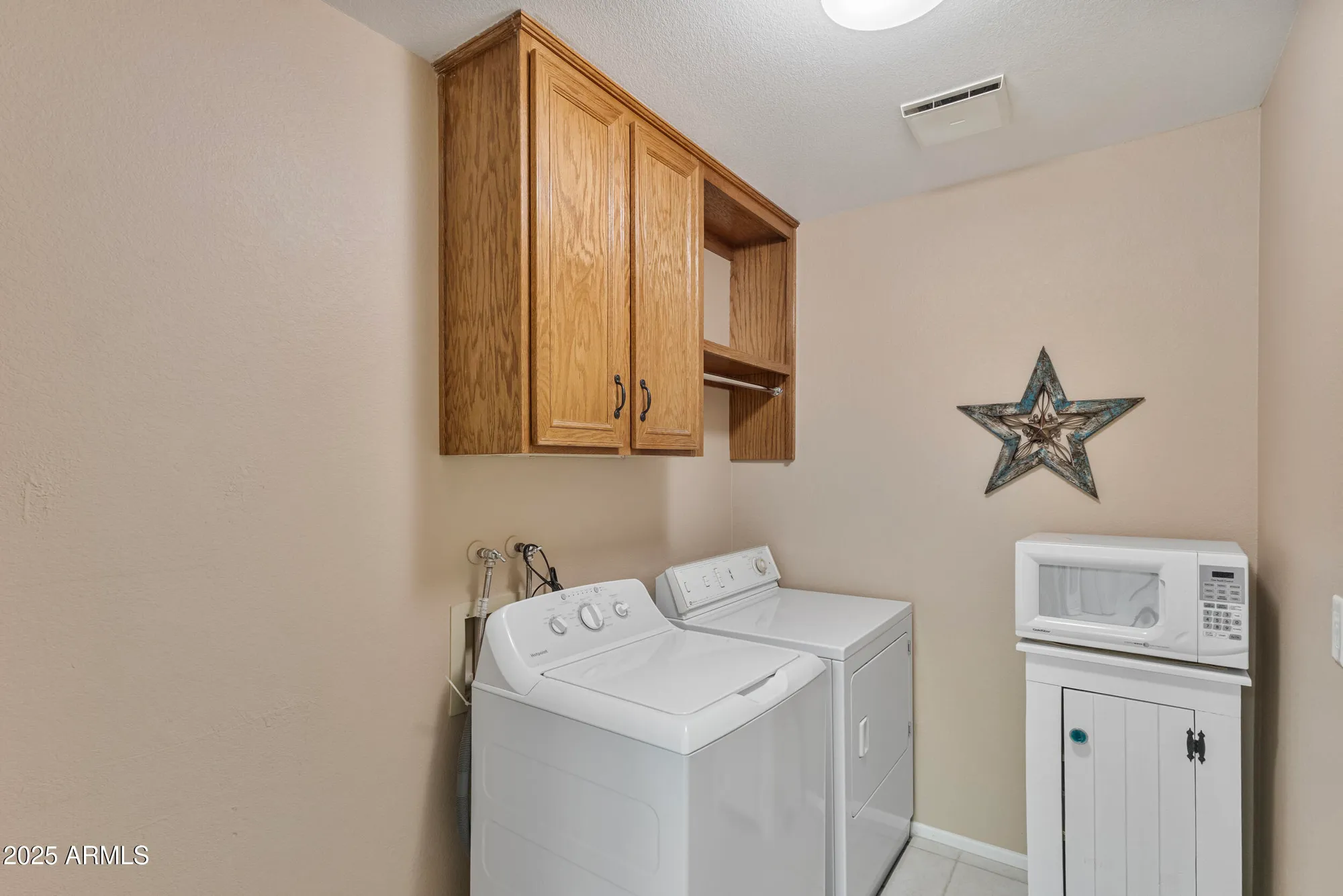 Property Slideshow image 13 of 36 | 8232 e meseto ave, Mesa, AZ, 85209