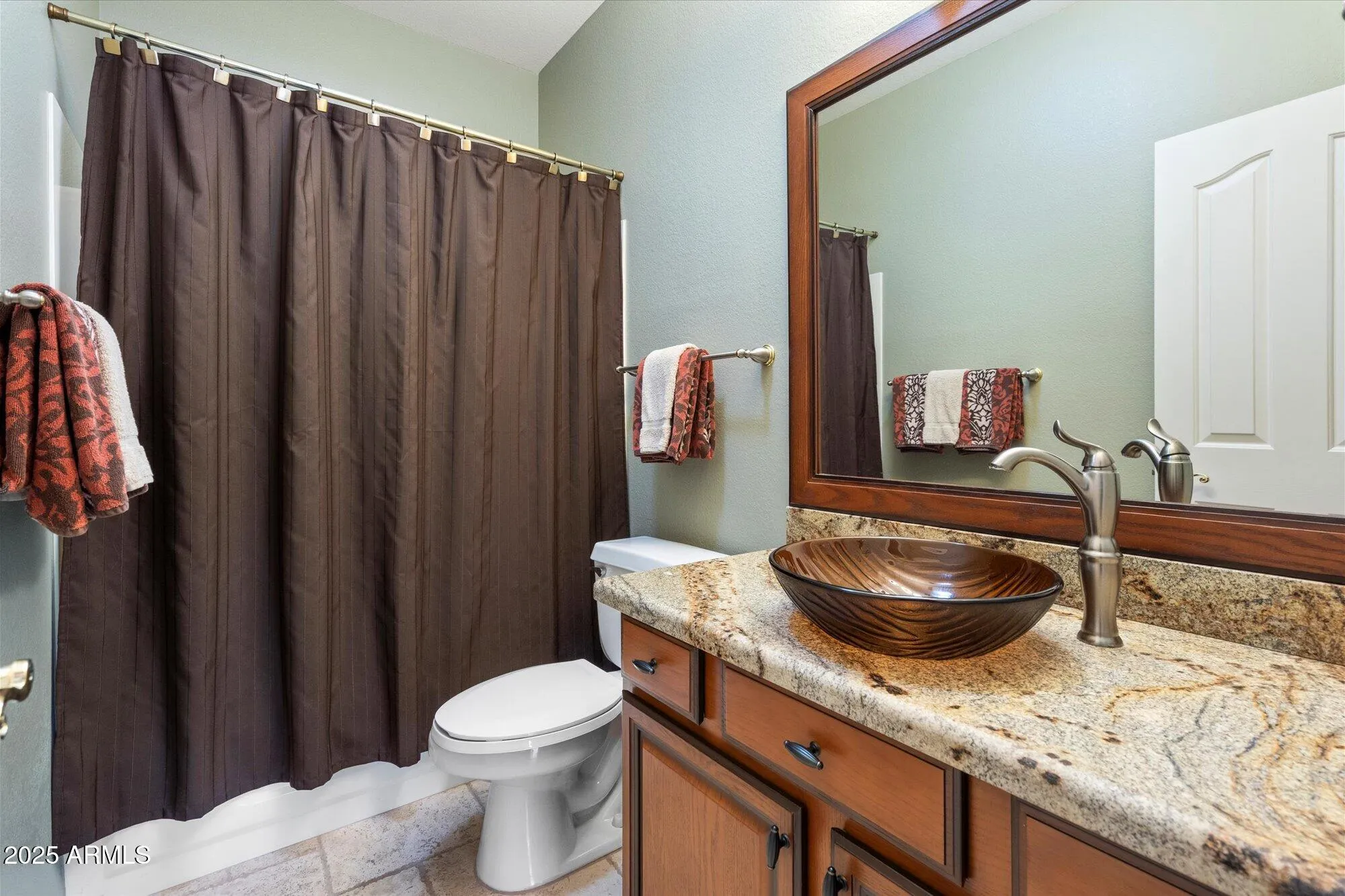 Property Slideshow image 20 of 31 | 8960 w kerry ln, Peoria, AZ, 85382