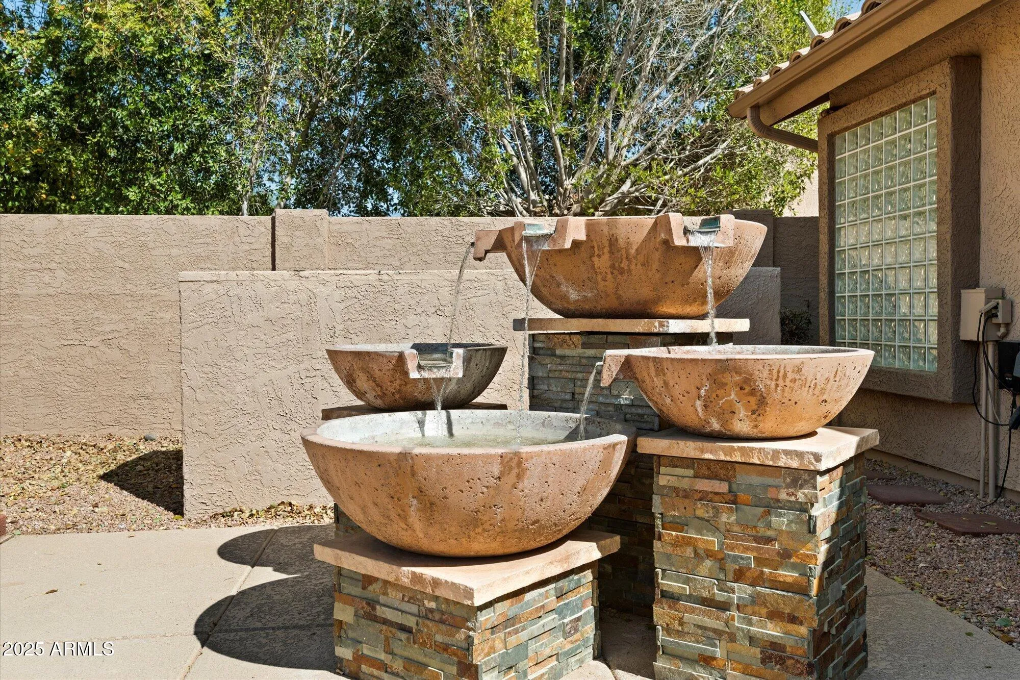 Property Slideshow image 25 of 31 | 8960 w kerry ln, Peoria, AZ, 85382