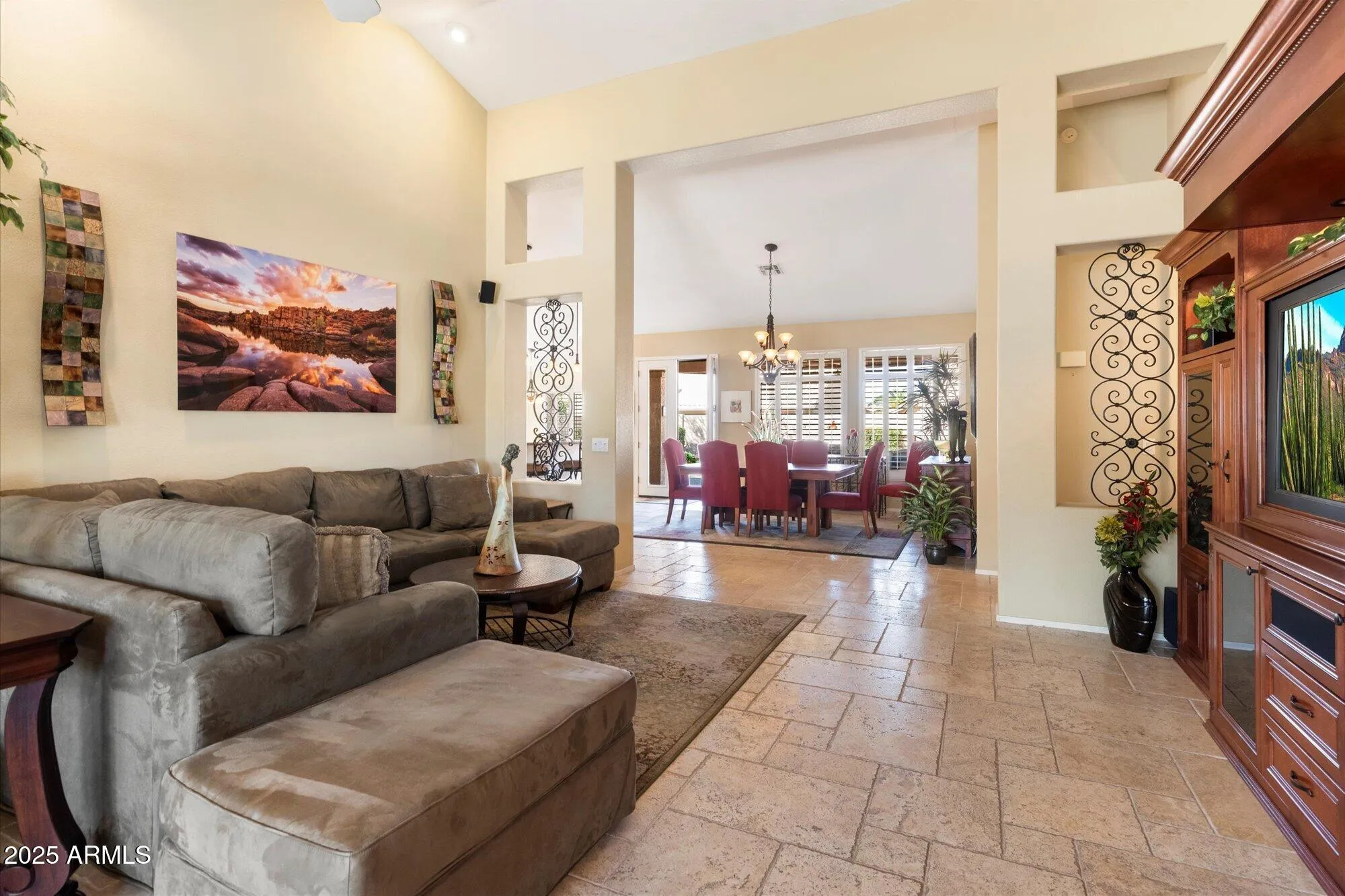 Property Slideshow image 7 of 31 | 8960 w kerry ln, Peoria, AZ, 85382