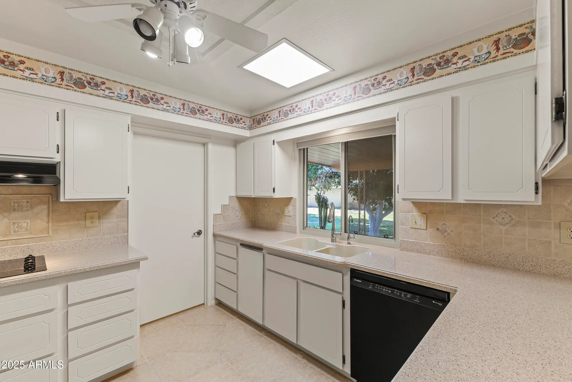 Property Slideshow image 14 of 32 | 9614 n 110th ave, Sun City, AZ, 85351
