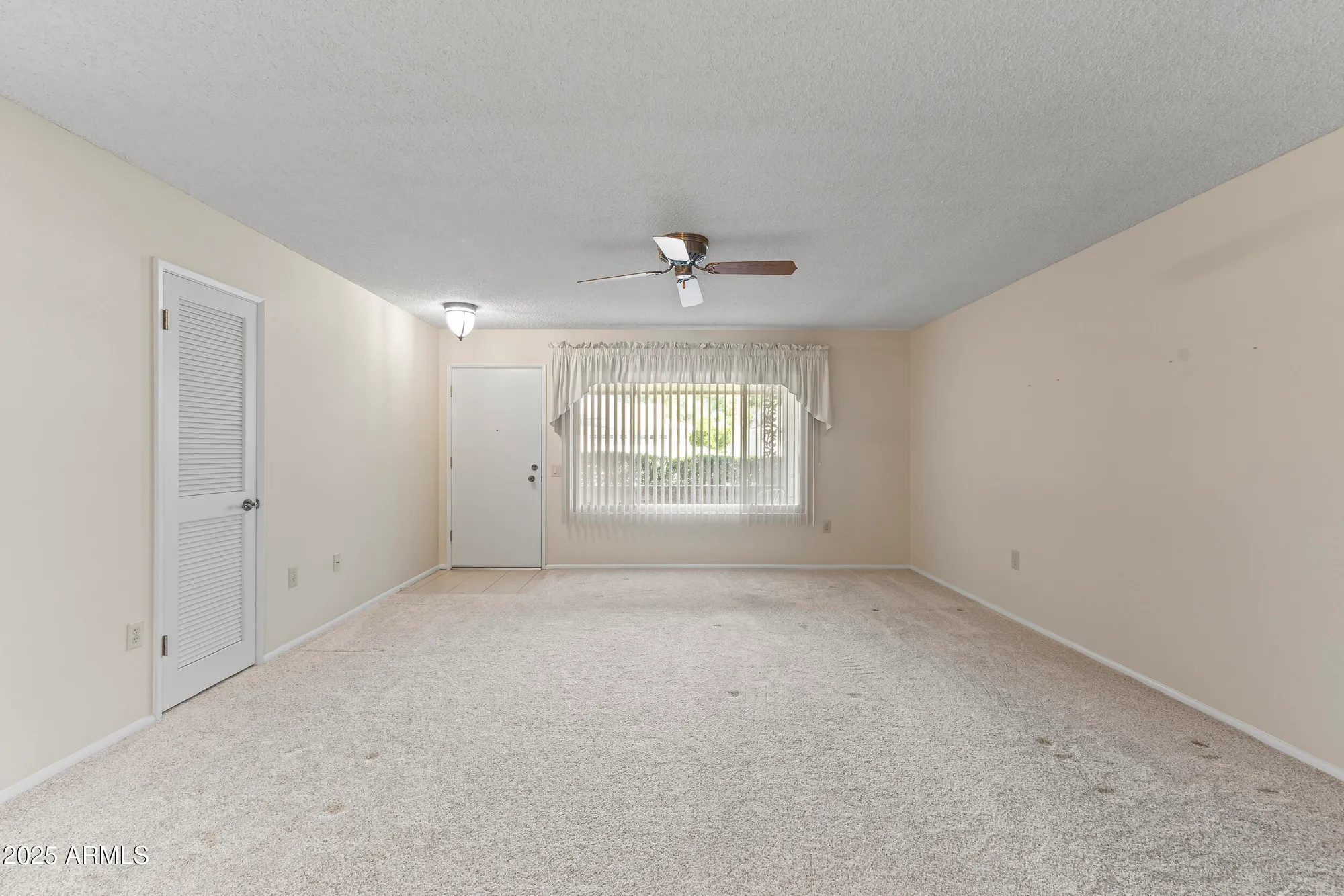 Property Slideshow image 6 of 32 | 9614 n 110th ave, Sun City, AZ, 85351