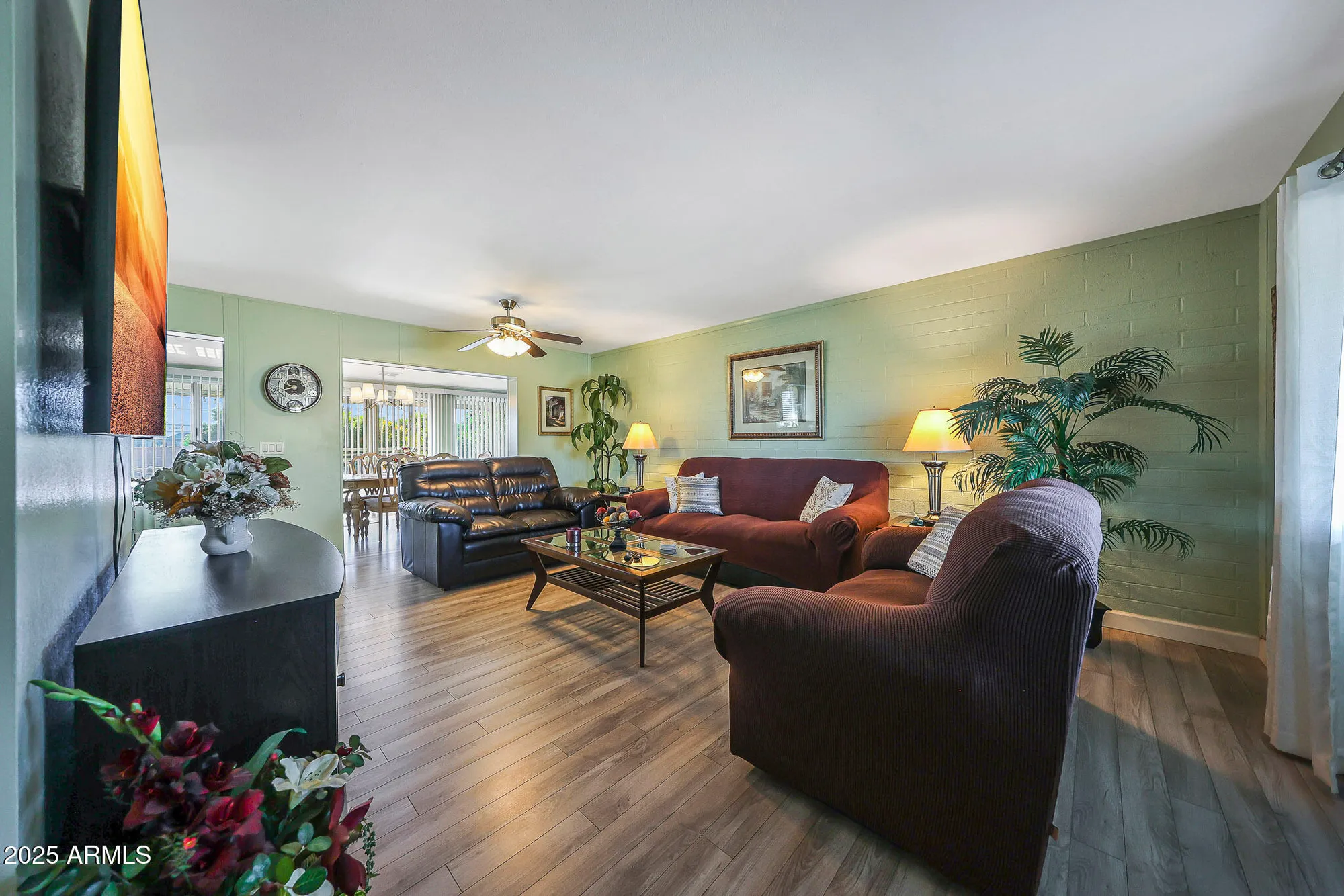 Property Slideshow image 2 of 49 | 9915 w hope cir, Sun City, AZ, 85351