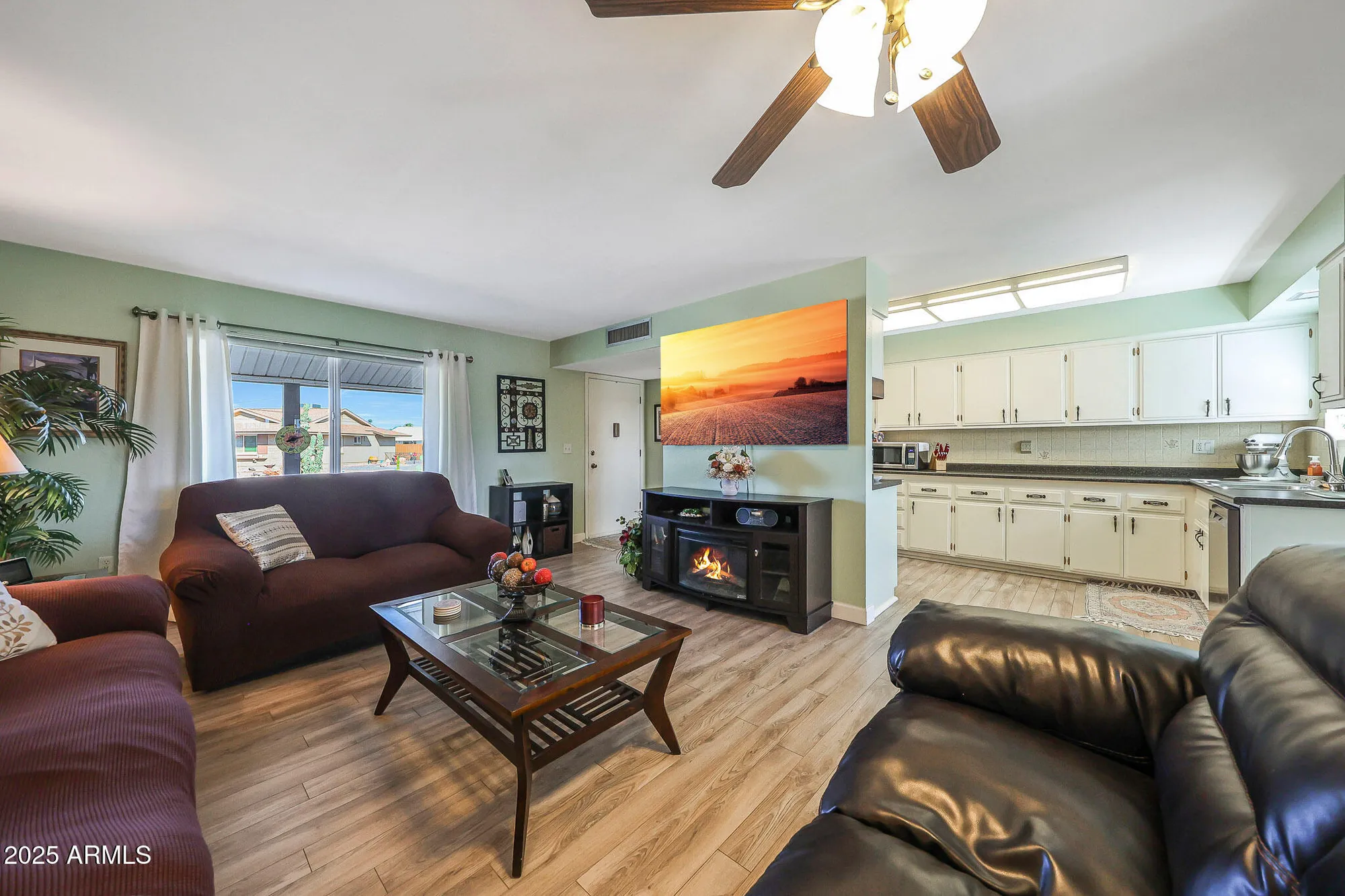 Property Slideshow image 12 of 49 | 9915 w hope cir, Sun City, AZ, 85351