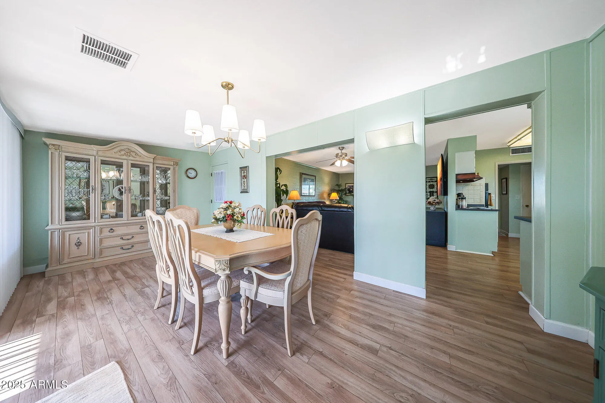 Property Slideshow image 19 of 49 | 9915 w hope cir, Sun City, AZ, 85351