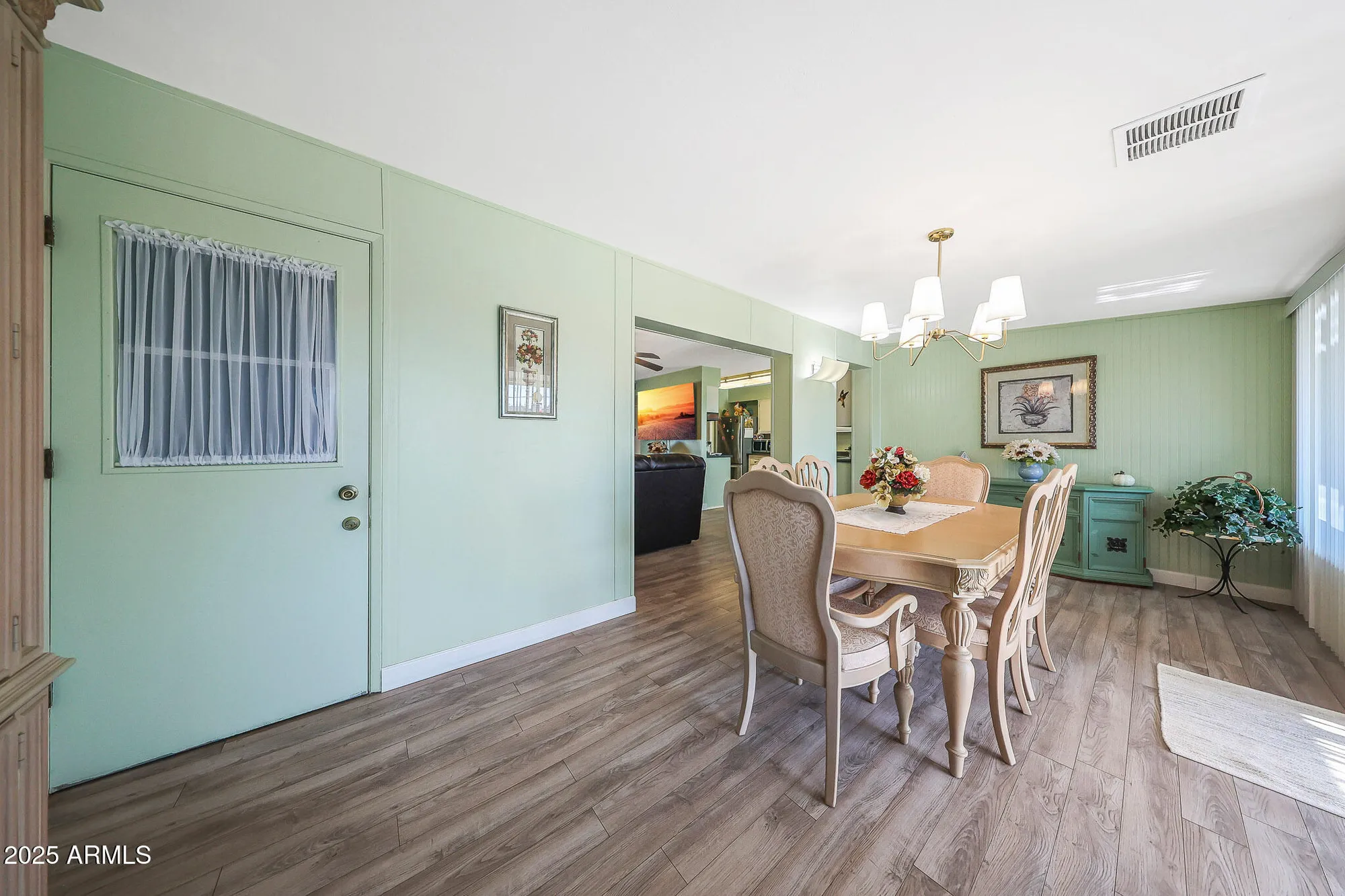 Property Slideshow image 20 of 49 | 9915 w hope cir, Sun City, AZ, 85351