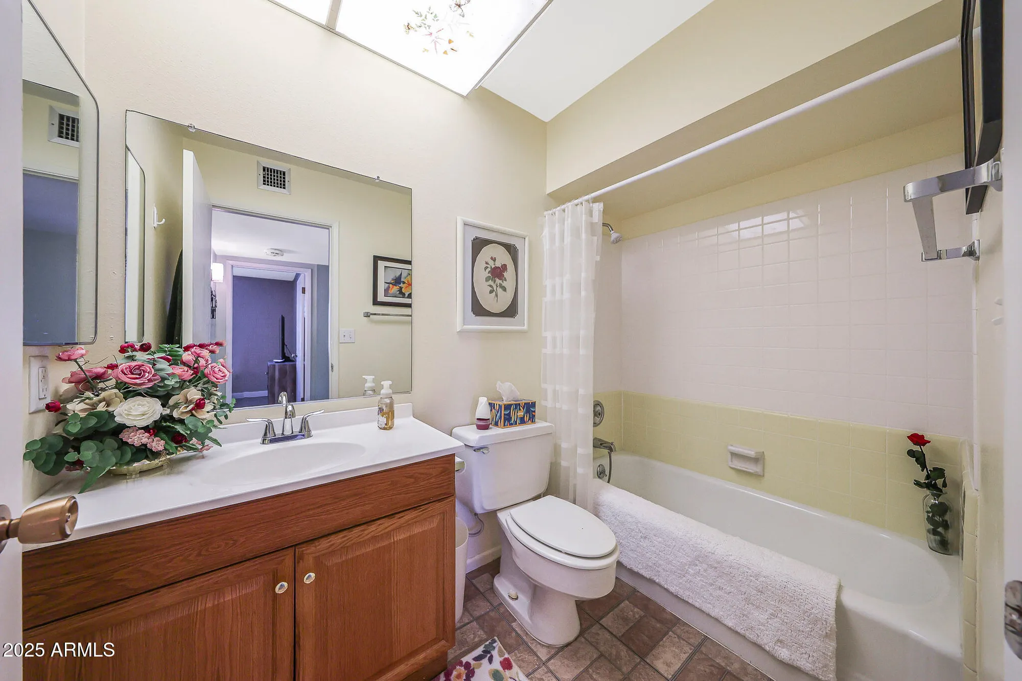 Property Slideshow image 23 of 49 | 9915 w hope cir, Sun City, AZ, 85351
