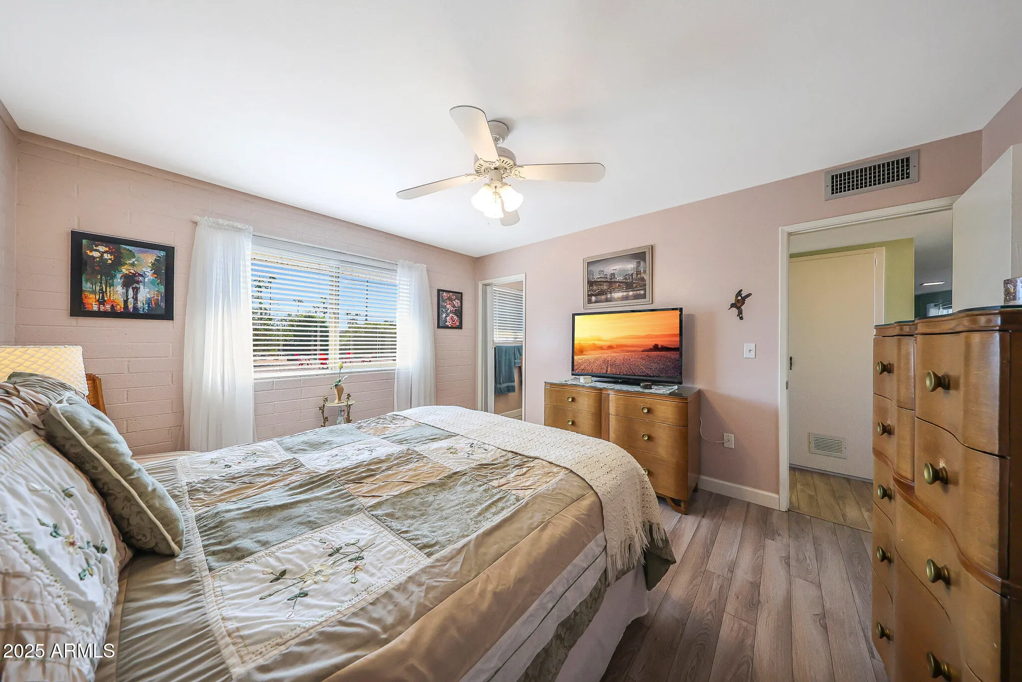 Property Slideshow image 28 of 49 | 9915 w hope cir, Sun City, AZ, 85351