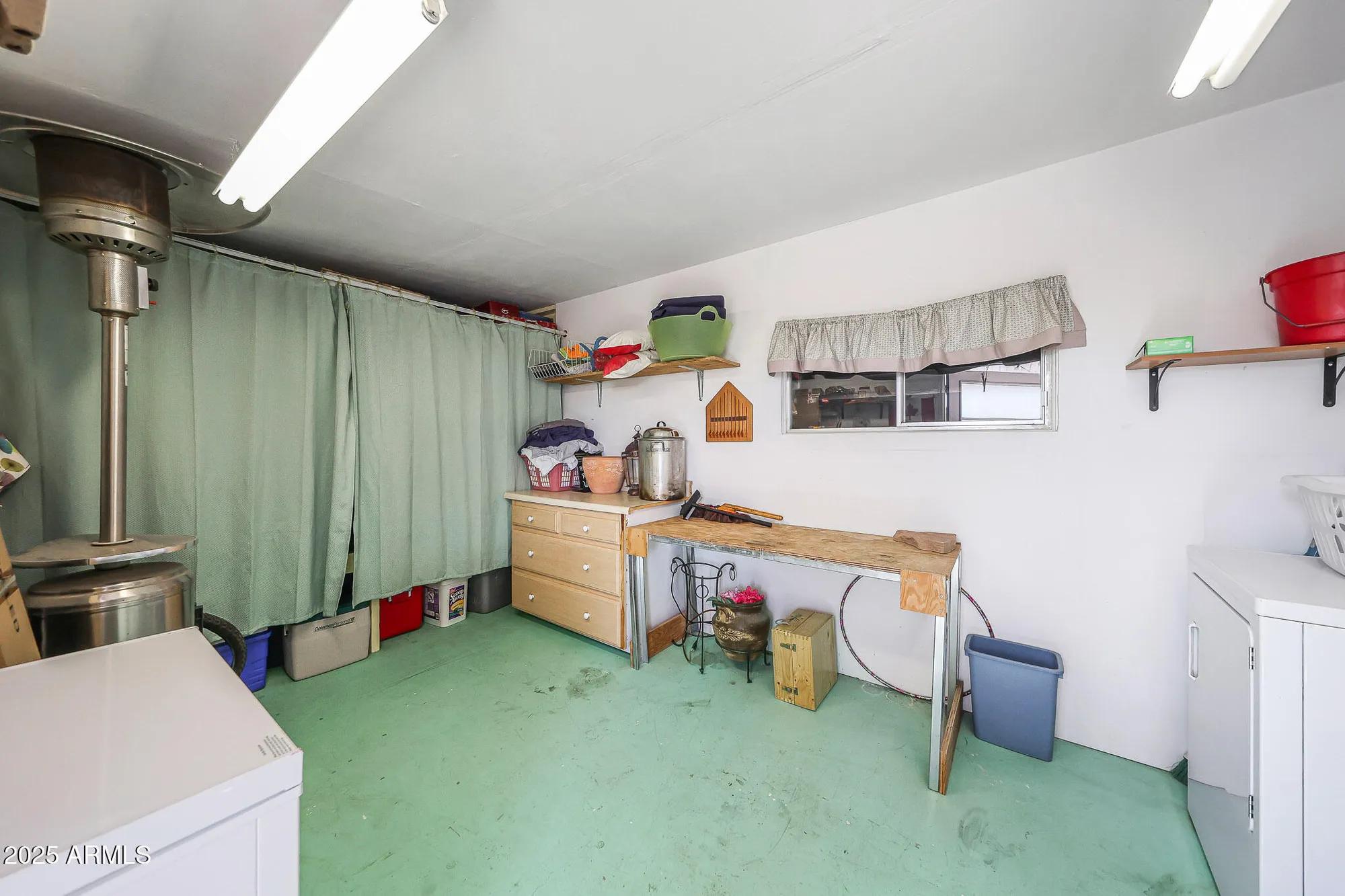 Property Slideshow image 34 of 49 | 9915 w hope cir, Sun City, AZ, 85351