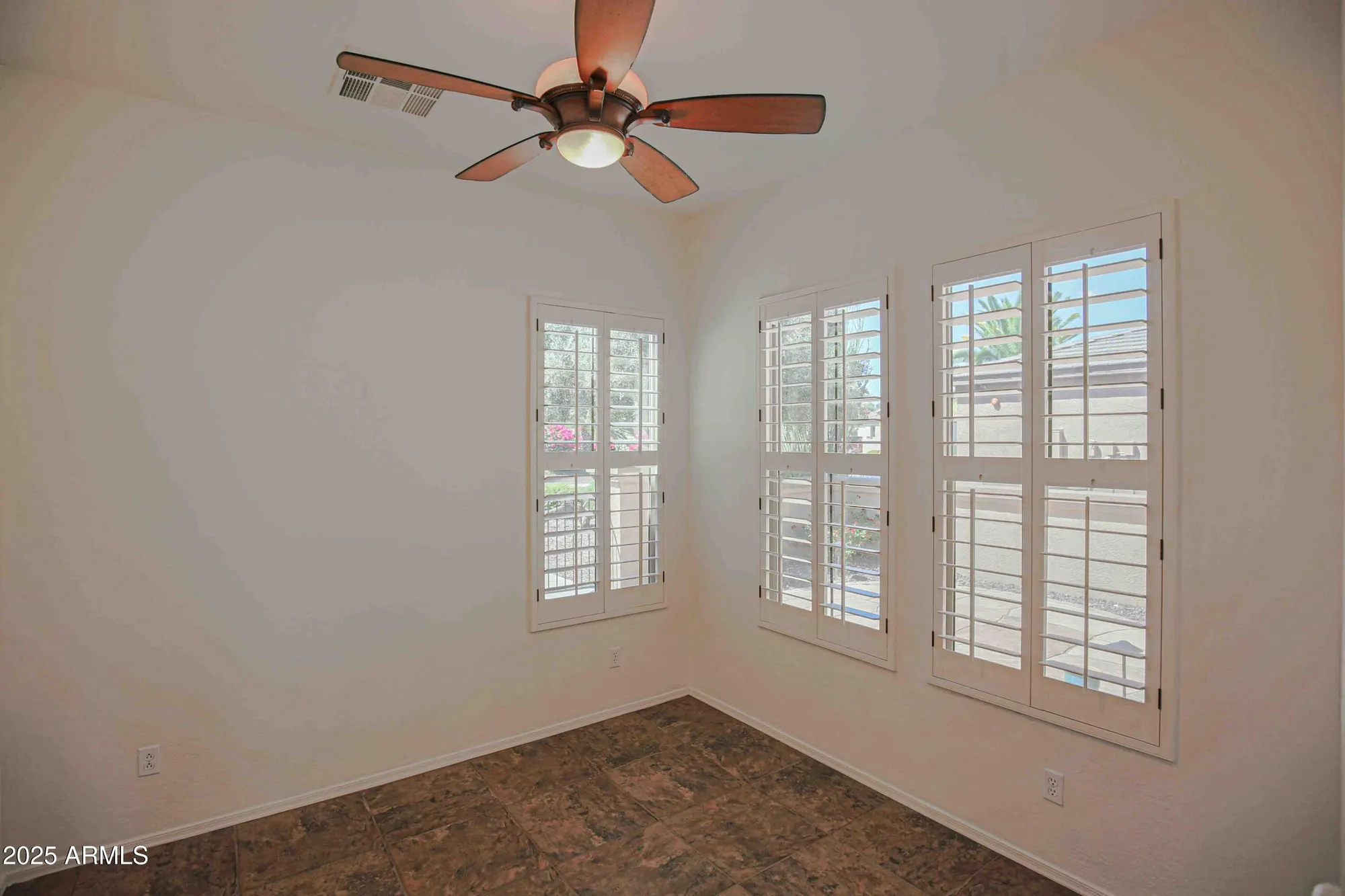 Property Slideshow image 11 of 111 | 27789 n 129th ln, Peoria, AZ, 85383