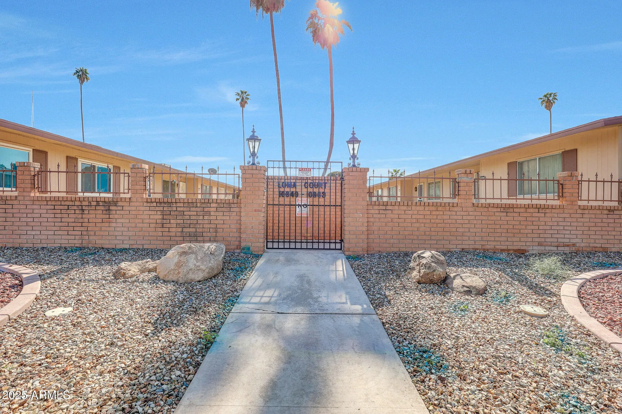 Property Slideshow image 5 of 37 | 10853 w santa fe dr, Sun City, AZ, 85351