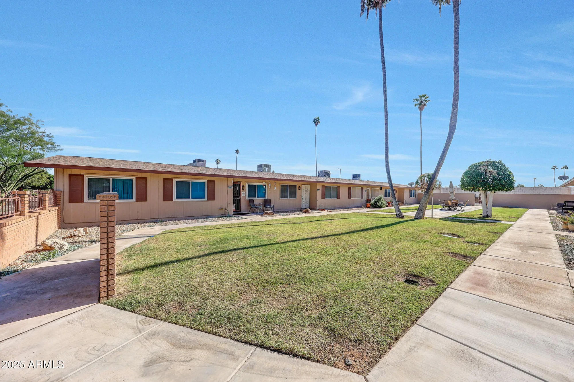 Property Slideshow image 7 of 37 | 10853 w santa fe dr, Sun City, AZ, 85351