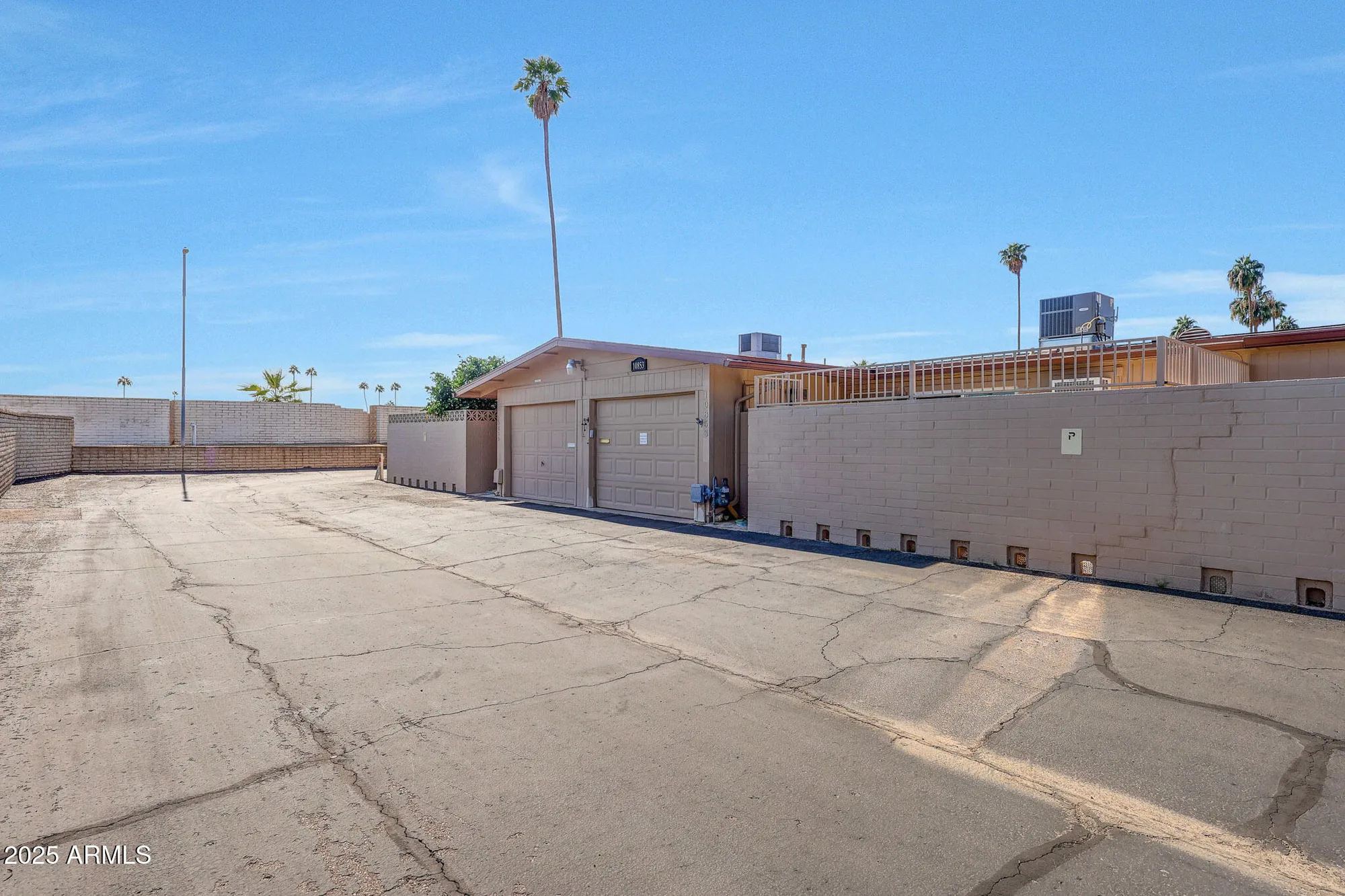 Property Slideshow image 35 of 37 | 10853 w santa fe dr, Sun City, AZ, 85351