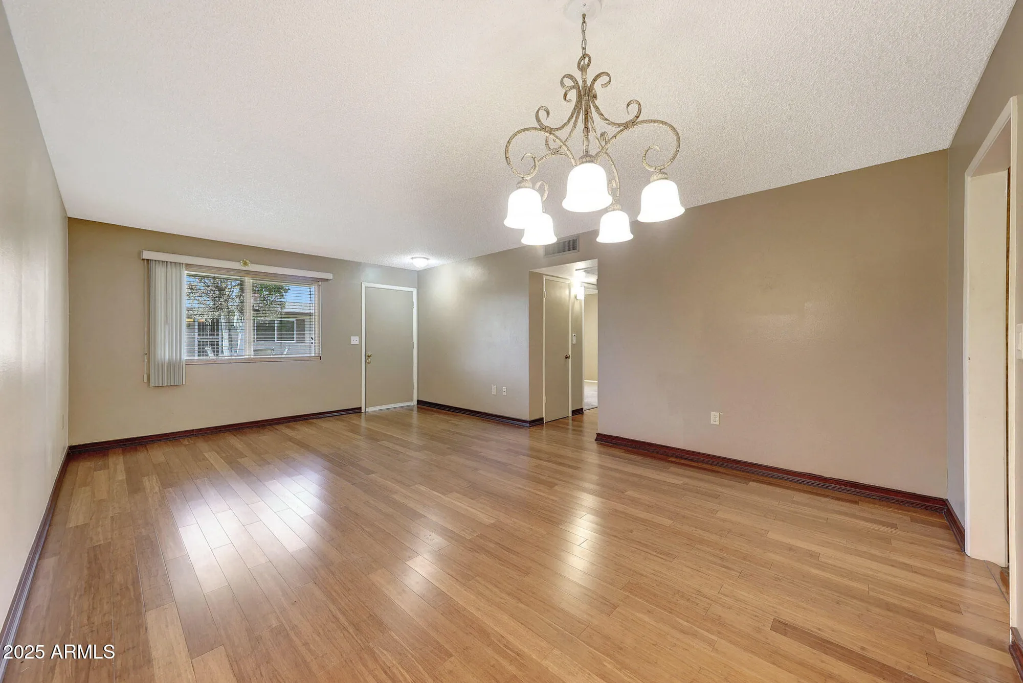 Property Slideshow image 9 of 37 | 10853 w santa fe dr, Sun City, AZ, 85351