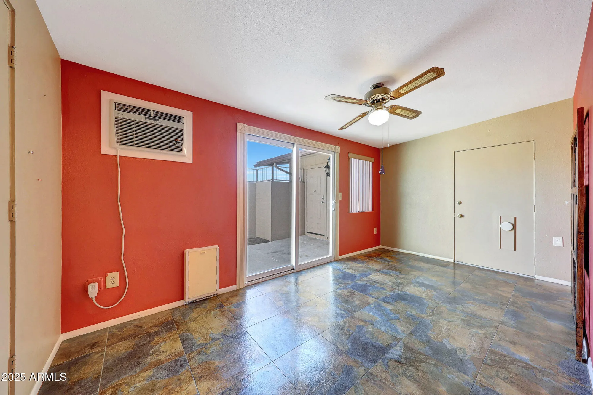 Property Slideshow image 27 of 37 | 10853 w santa fe dr, Sun City, AZ, 85351