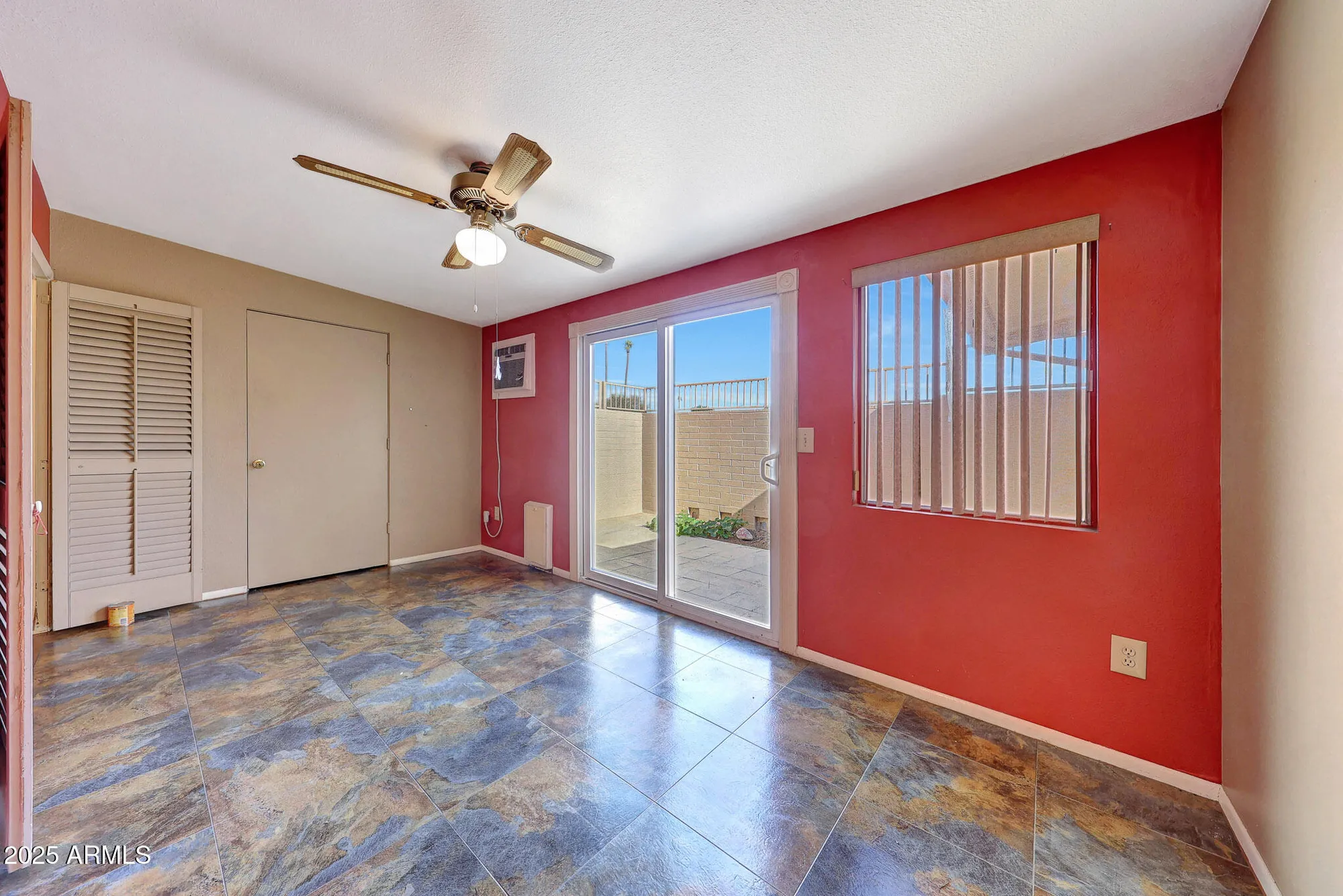 Property Slideshow image 29 of 37 | 10853 w santa fe dr, Sun City, AZ, 85351