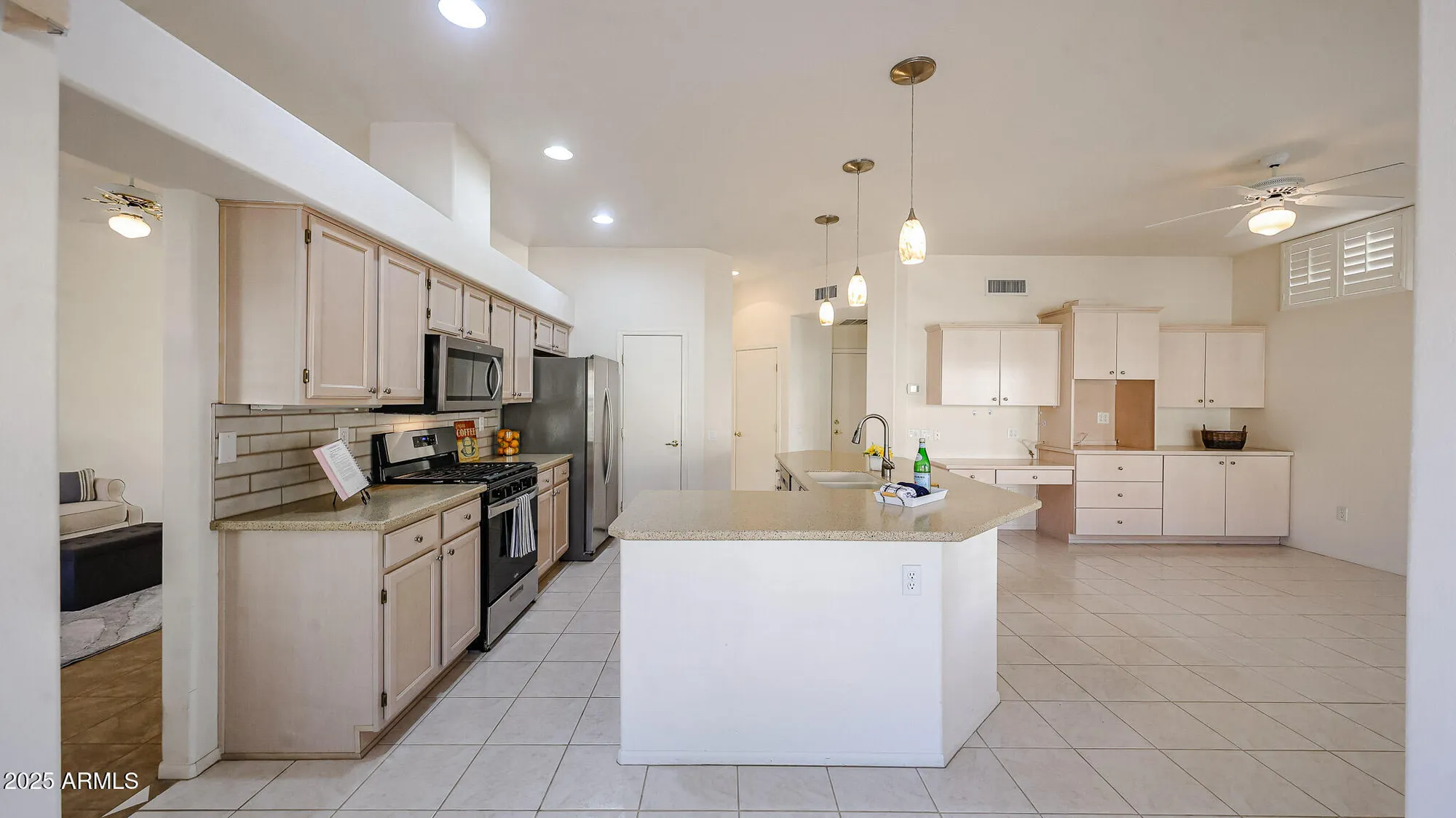 Property Slideshow image 16 of 40 | 14204 w wagon wheel dr, Sun City West, AZ, 85375