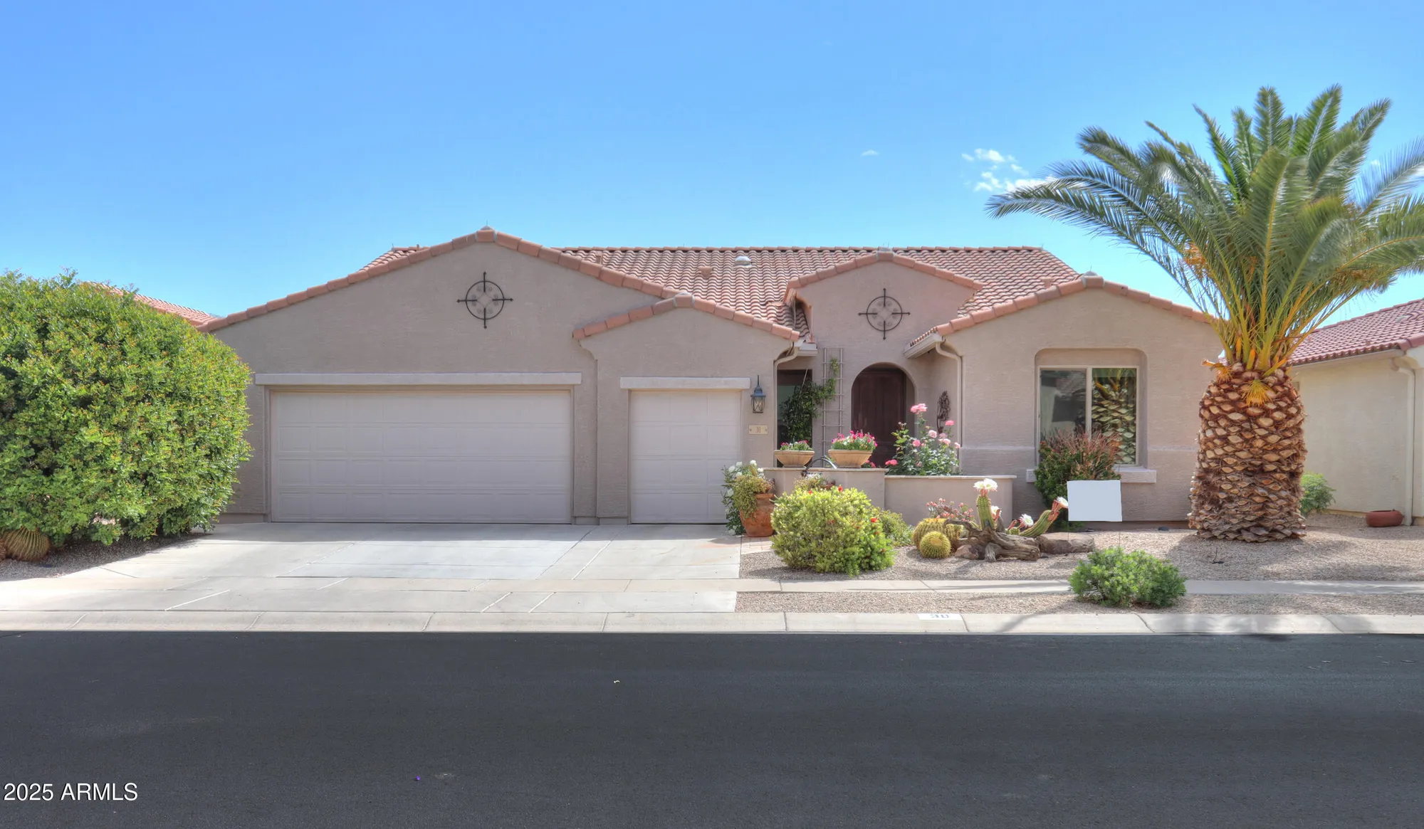 Property Slideshow image 3 of 59 | 30 s mesilla ln, Casa Grande, AZ, 85194