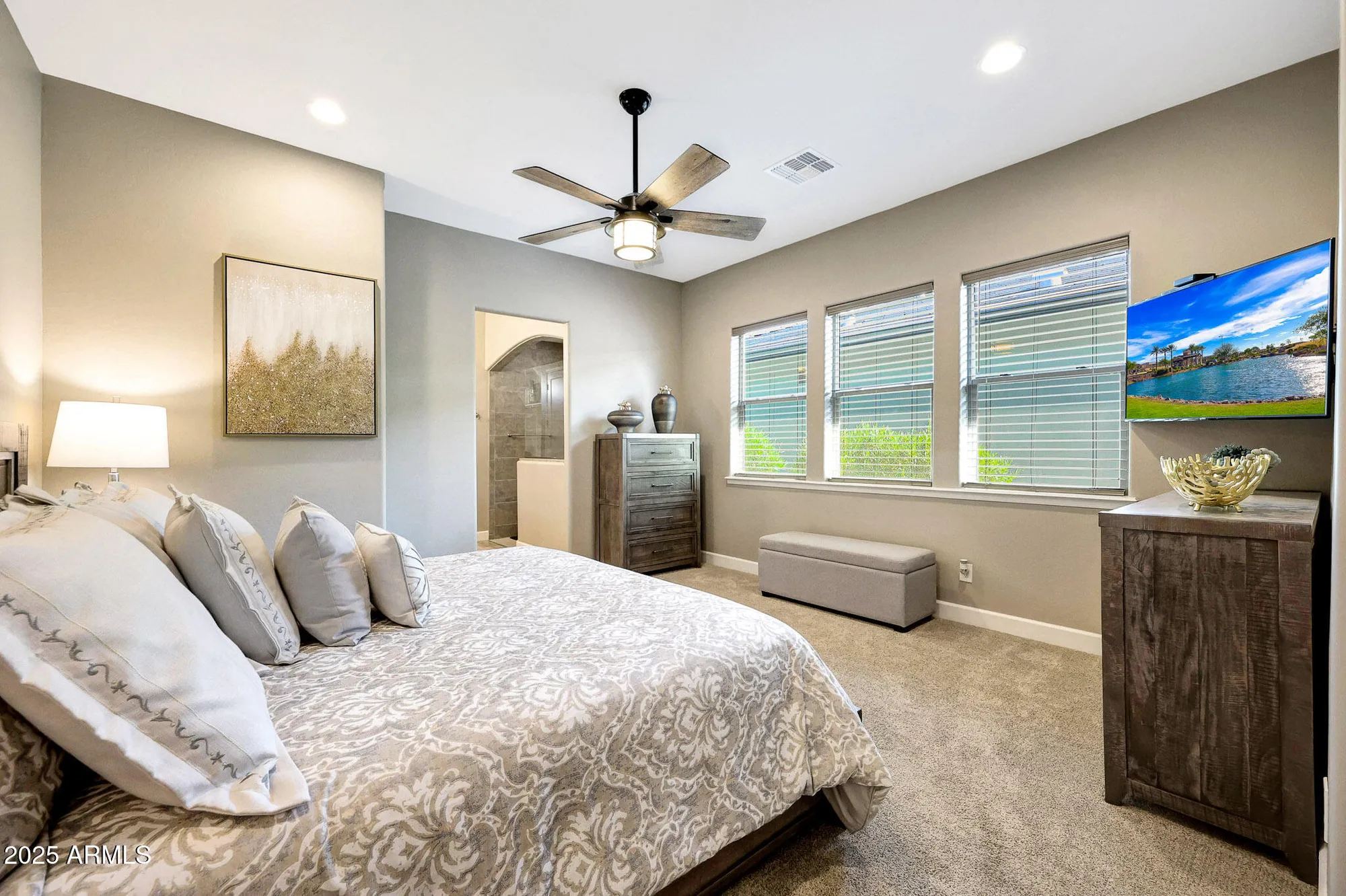 Property Slideshow image 15 of 42 | 20719 w medlock dr, Buckeye, AZ, 85396