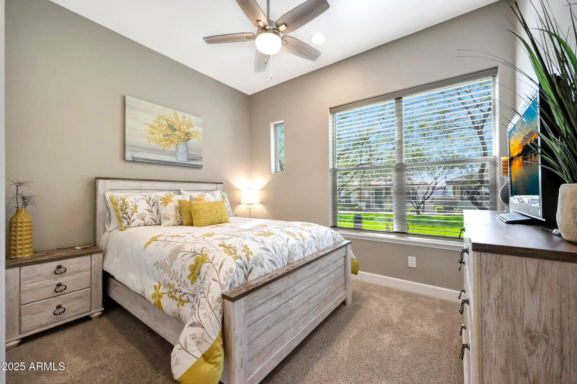 Property Slideshow image 21 of 42 | 20719 w medlock dr, Buckeye, AZ, 85396