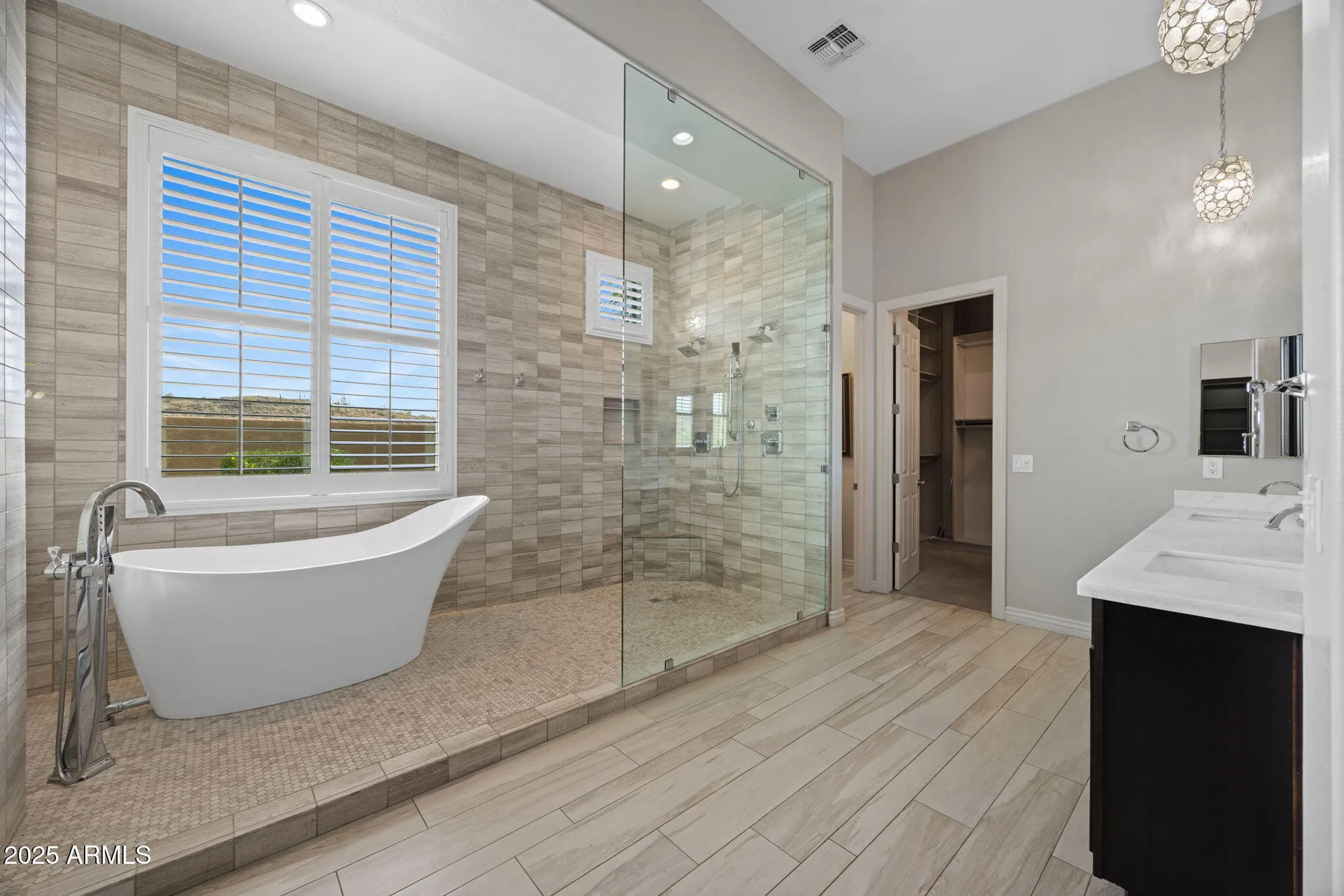 Property Slideshow image 5 of 95 | 2424 w shinnecock ct, Anthem, AZ, 85086