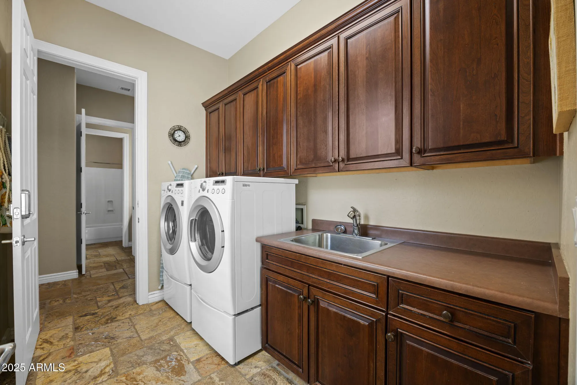 Property Slideshow image 29 of 95 | 2424 w shinnecock ct, Anthem, AZ, 85086