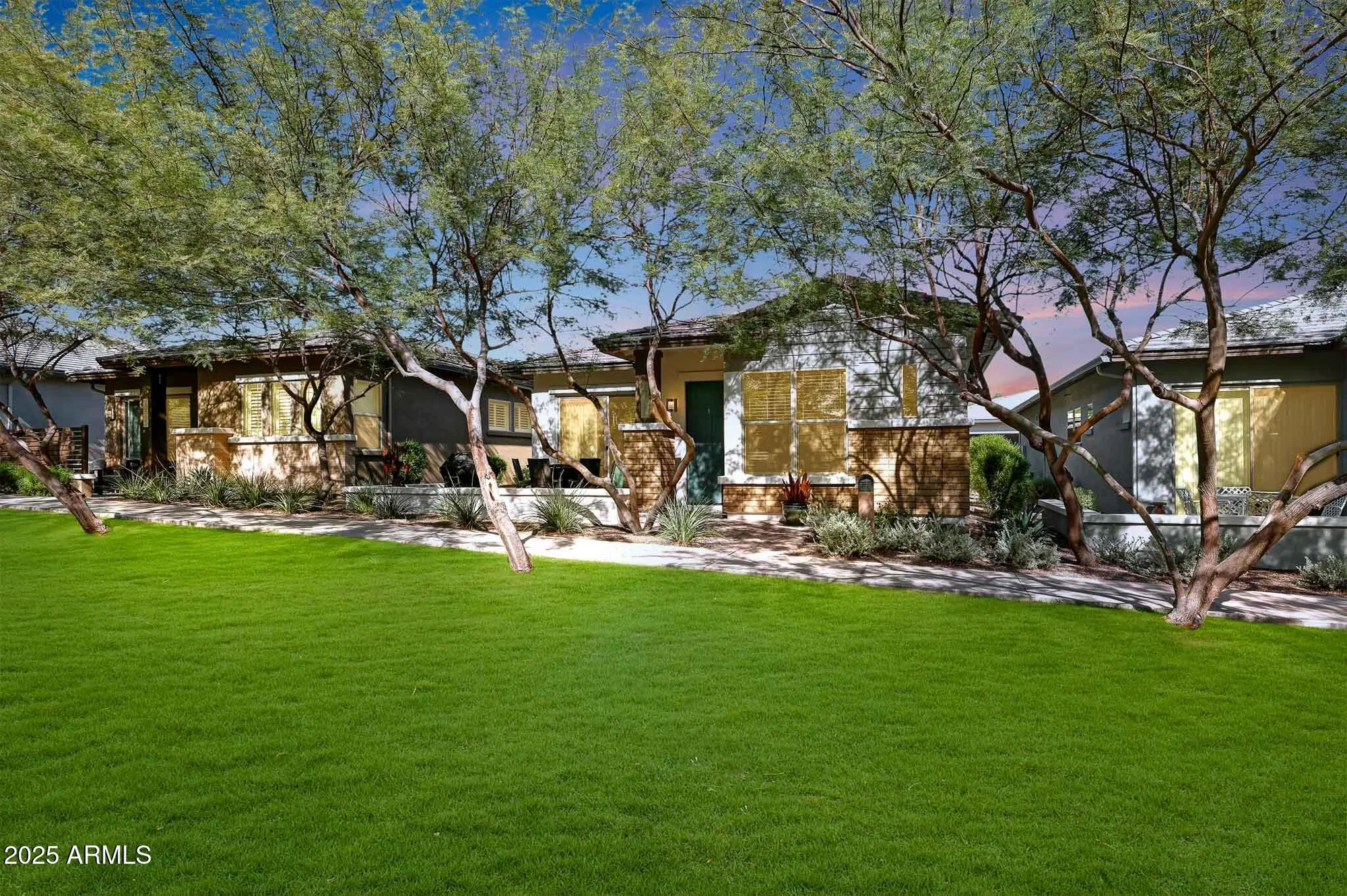 Property Slideshow image 3 of 42 | 20719 w medlock dr, Buckeye, AZ, 85396