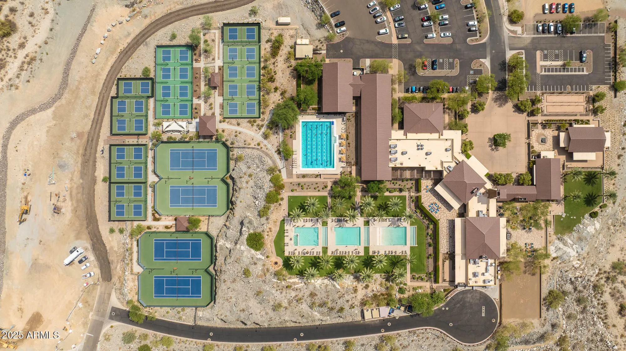 Property Slideshow image 33 of 42 | 20719 w medlock dr, Buckeye, AZ, 85396