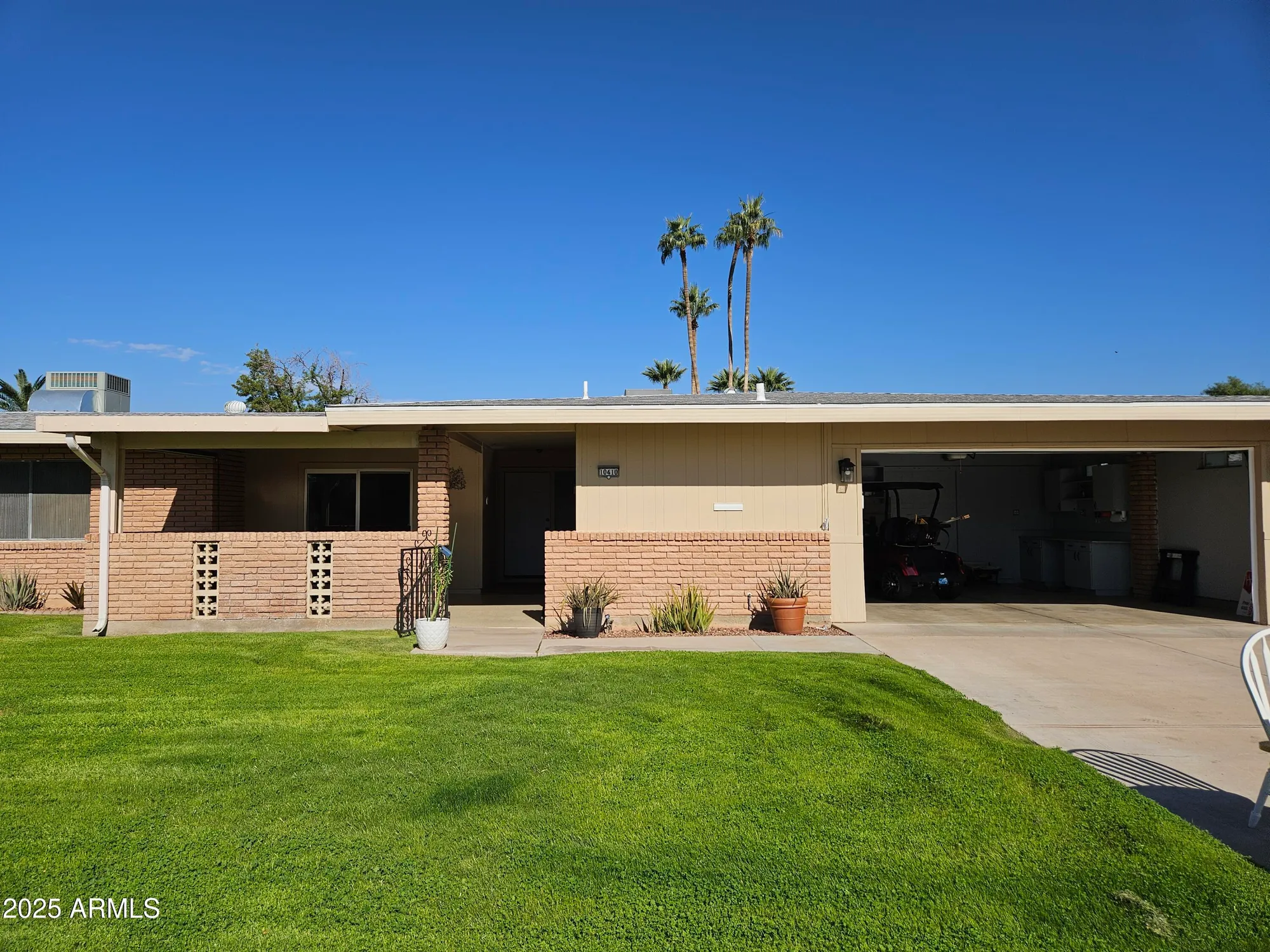 Property Slideshow image 5 of 6 | 10410 w audrey dr, Sun City, AZ, 85351