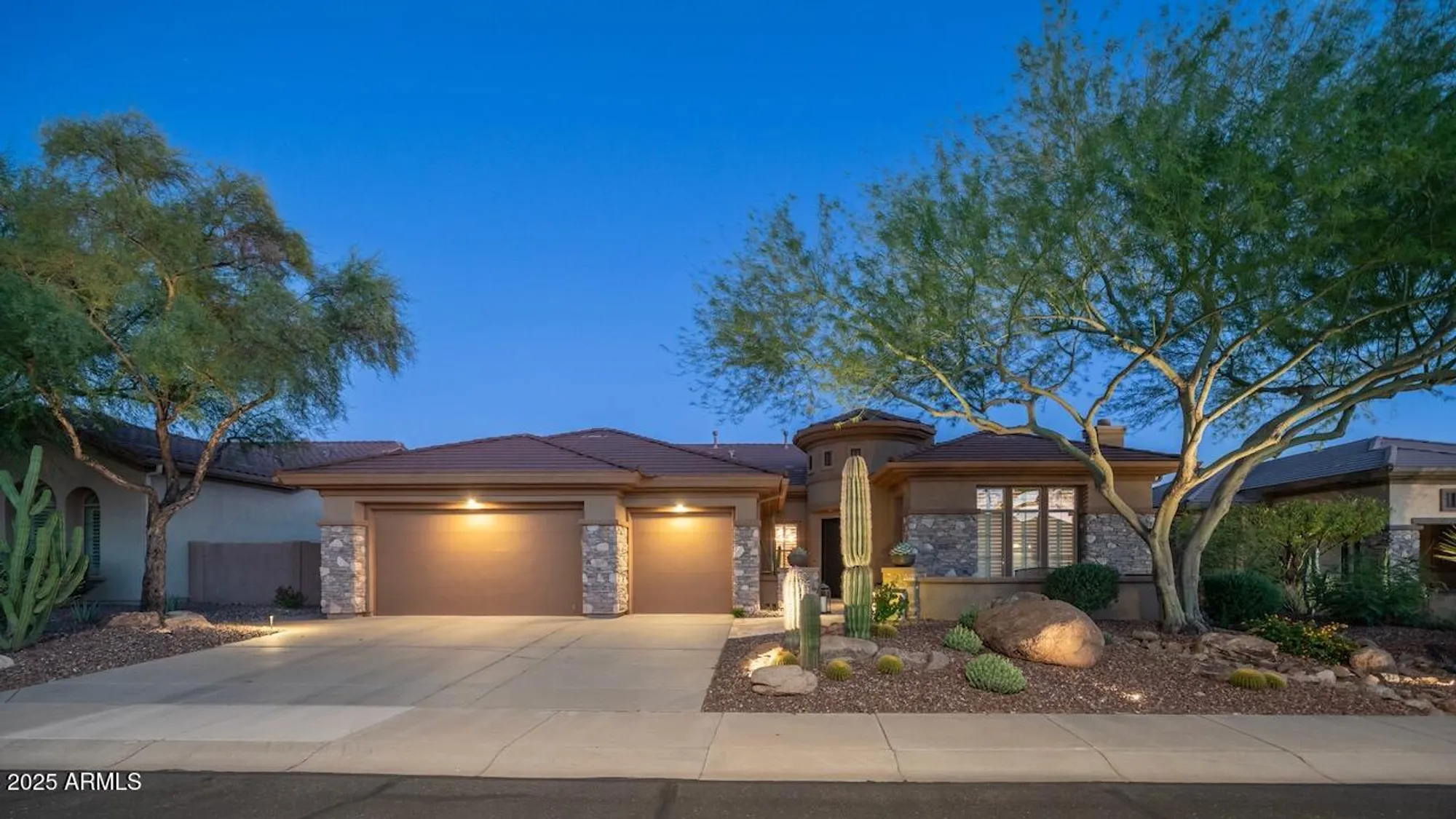 Property Slideshow image 5 of 59 | 40715 n long landing ct, Phoenix, AZ, 85086