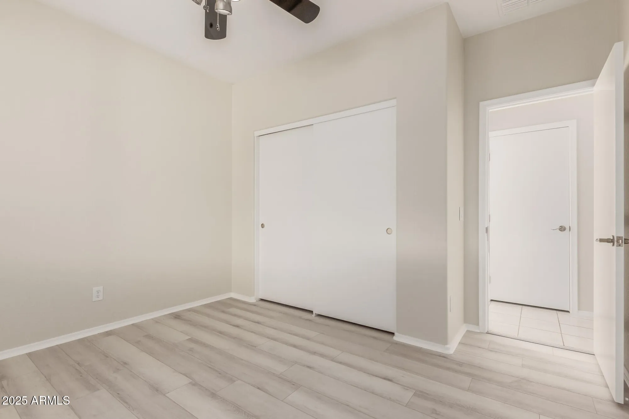 Property Slideshow image 19 of 30 | 18040 w spencer dr, Surprise, AZ, 85374