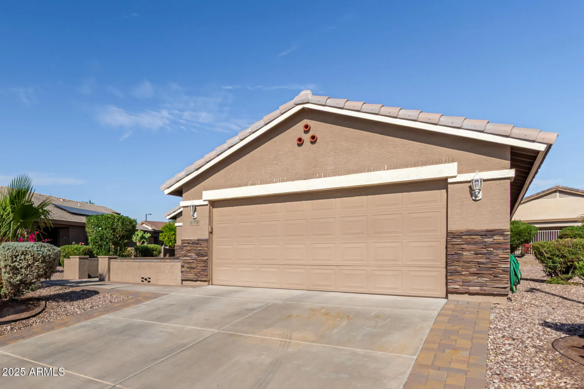 Property Slideshow image 3 of 34 | 23166 w shadow dr, Buckeye, AZ, 85326