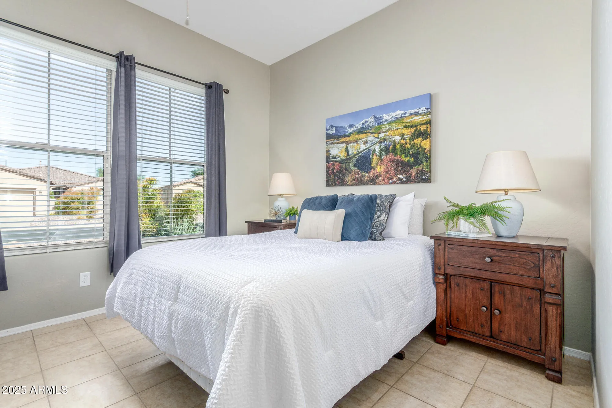 Property Slideshow image 21 of 60 | 4553 e narrowleaf dr, Gilbert, AZ, 85298