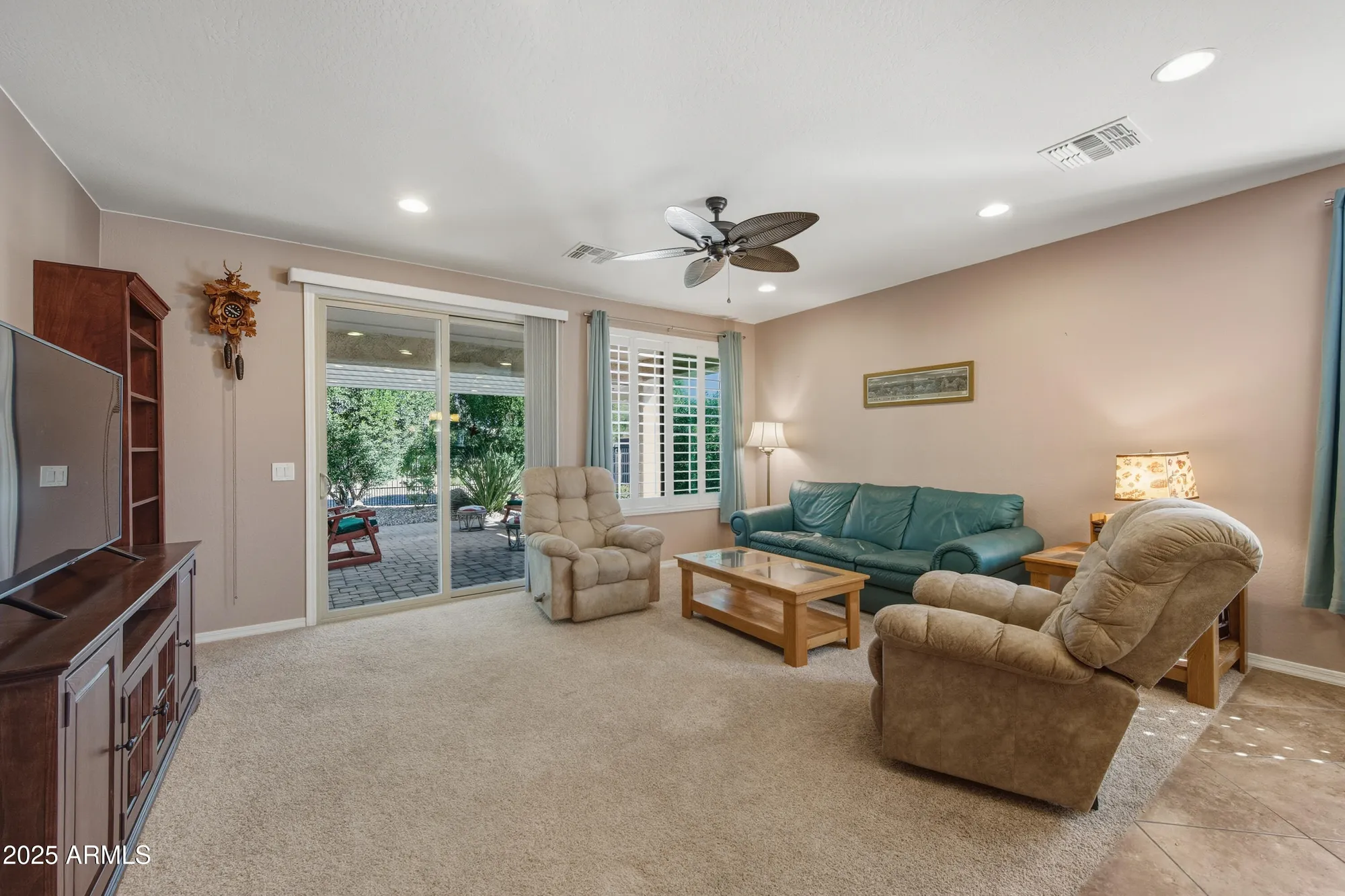 Property Slideshow image 7 of 47 | 7304 w silver spring way, Florence, AZ, 85132