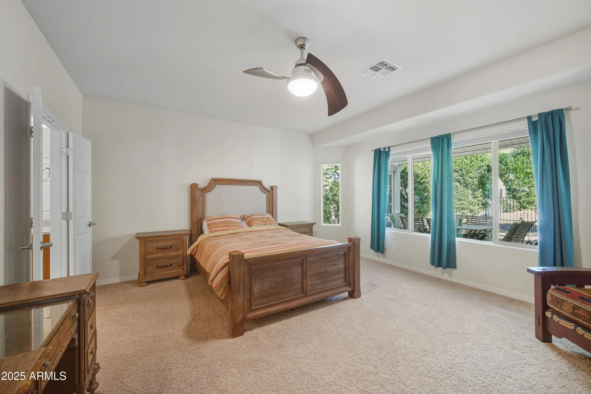 Property Slideshow image 14 of 47 | 7304 w silver spring way, Florence, AZ, 85132